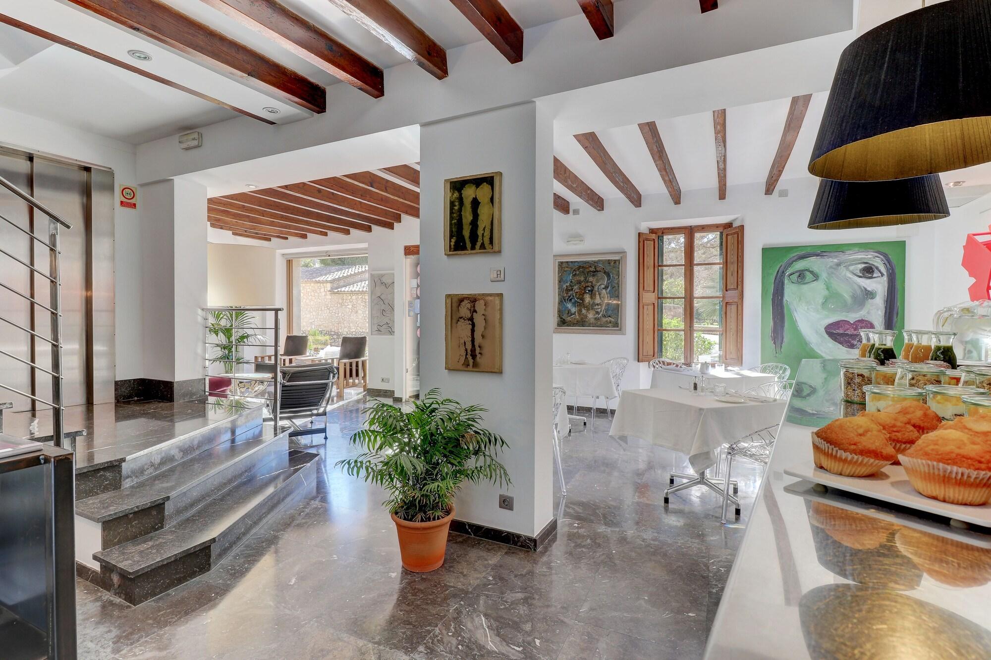 Comodidades del Alojamiento Hotel Desbrull - Turismo de interior