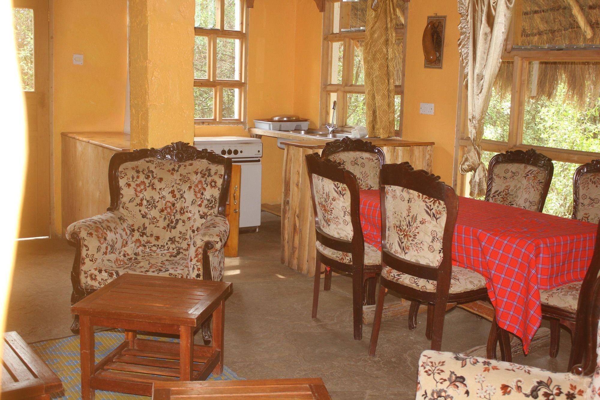 Restaurant Oasis Eco Camp