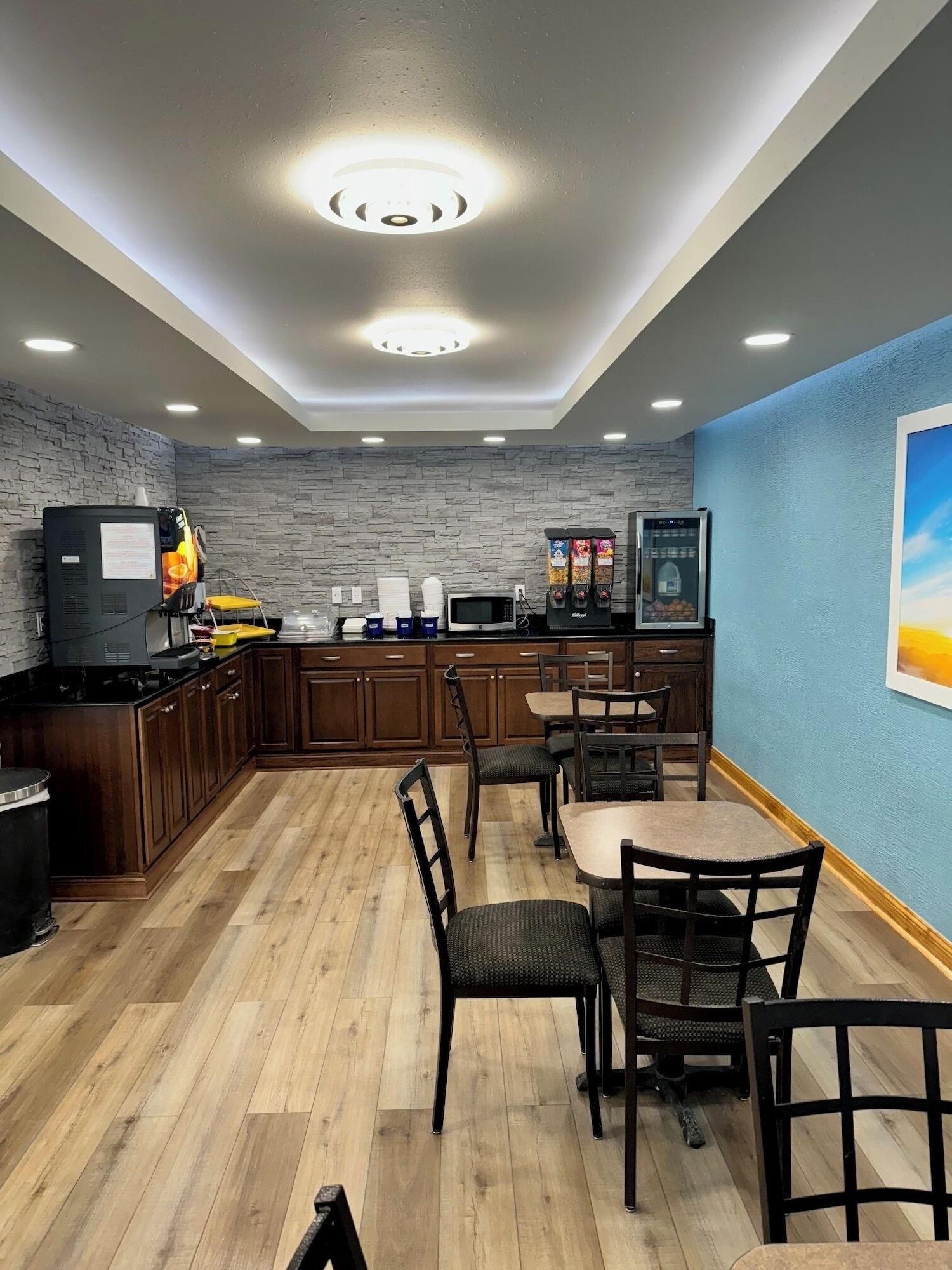 Restaurant Days Inn by Wyndham Cloverdale Greencastle