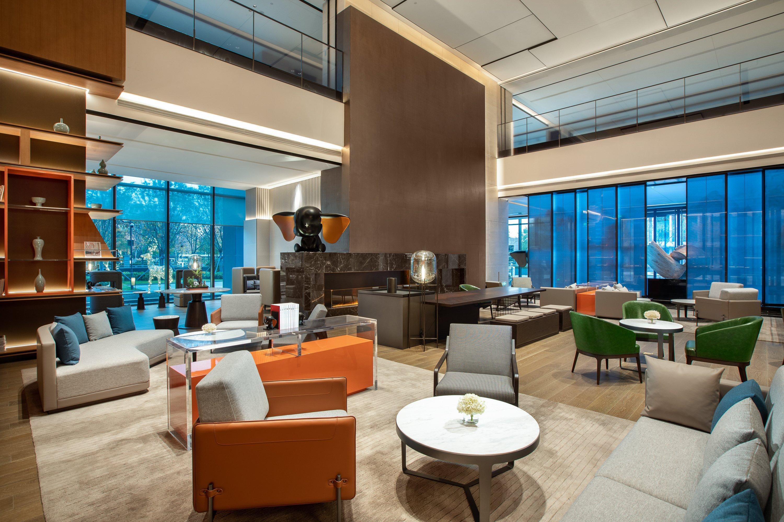 Vista Lobby Crowne Plaza Zhengzhou High Tech Zone by IHG