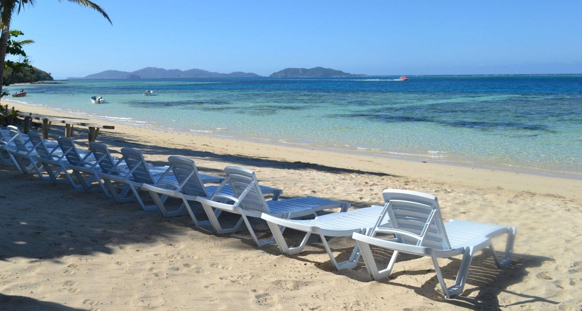 Playa Ratu Kini Backpackers & Dive Resort