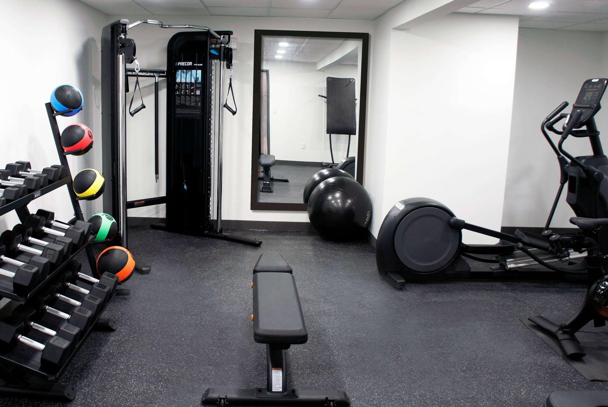 Gimnasio La Quinta Inn & Suites by Wyndham Memphis East