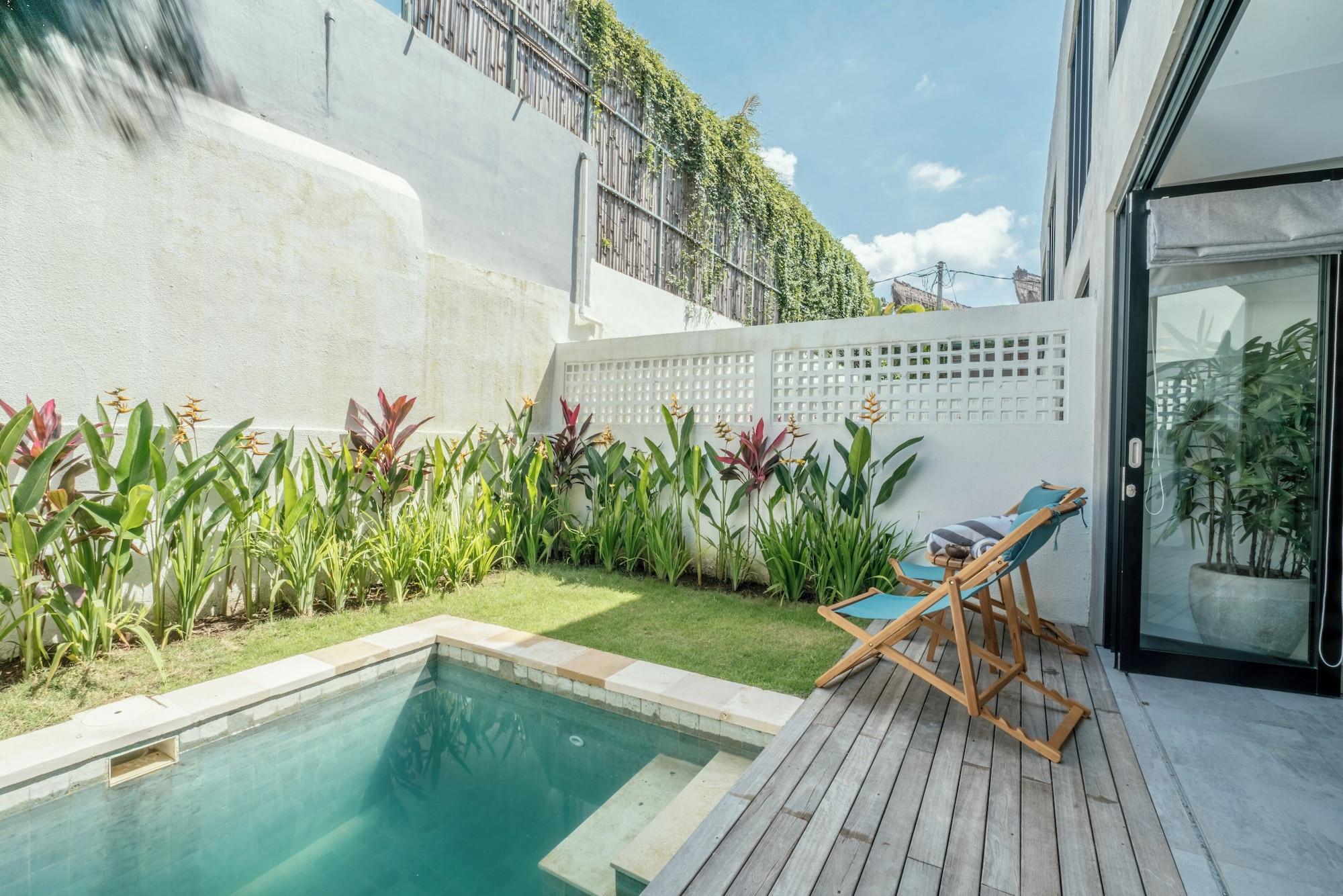 Vista Exterior Umalas Living