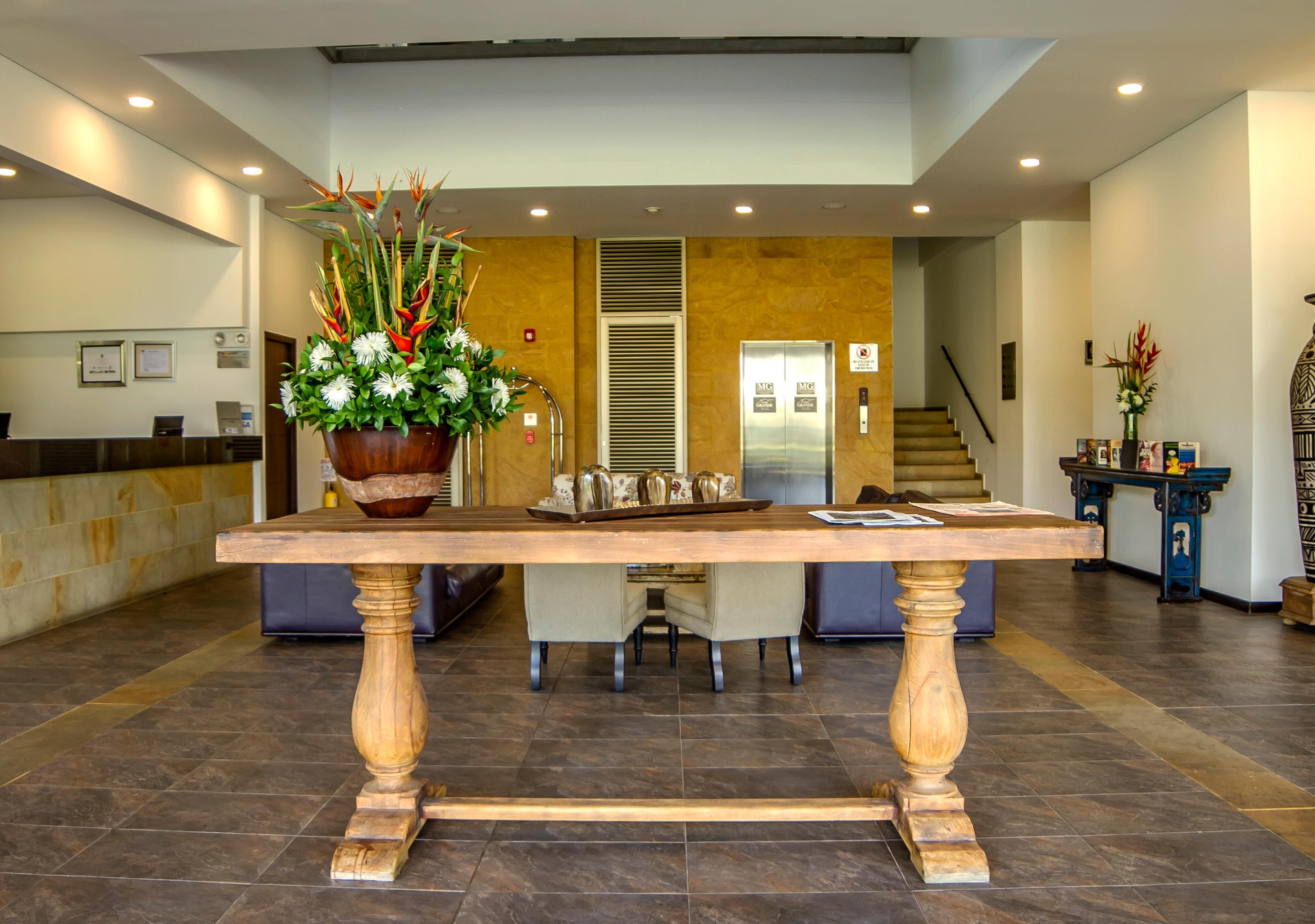 Vista Lobby MG Hotels & Suites