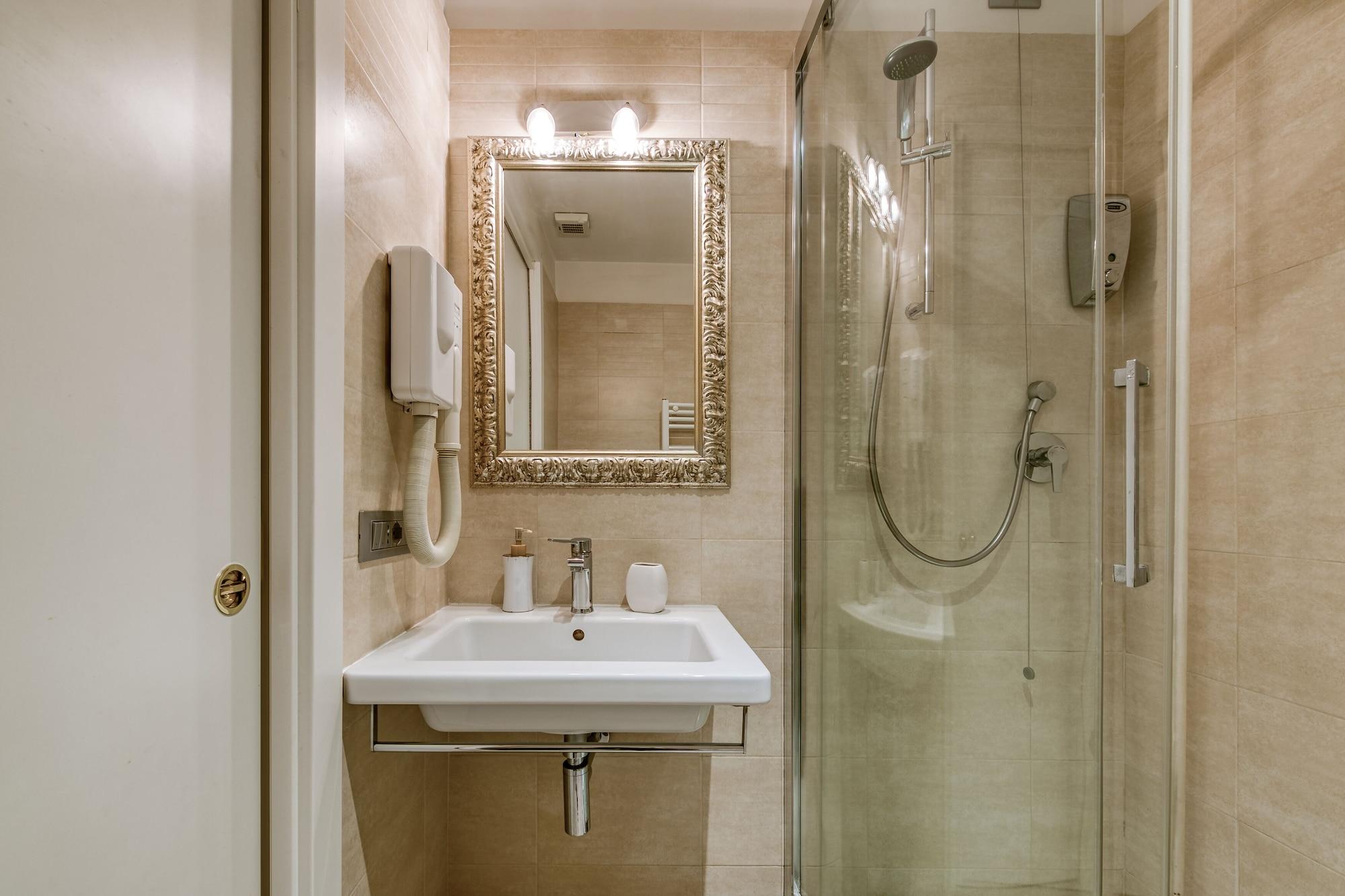 Equipamiento de Habitación Catone Vatican Suites