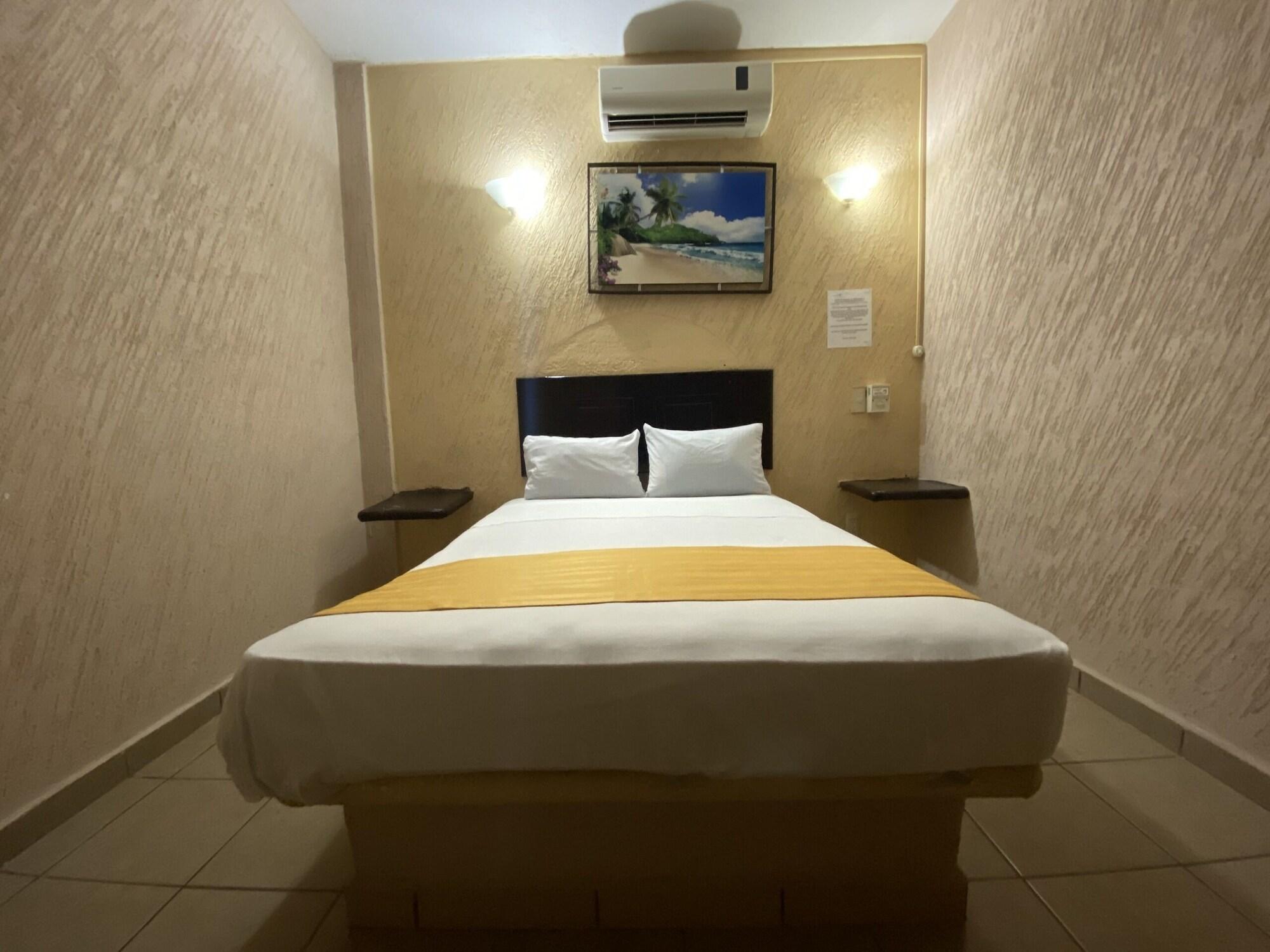 Varios Hotel Mariposa