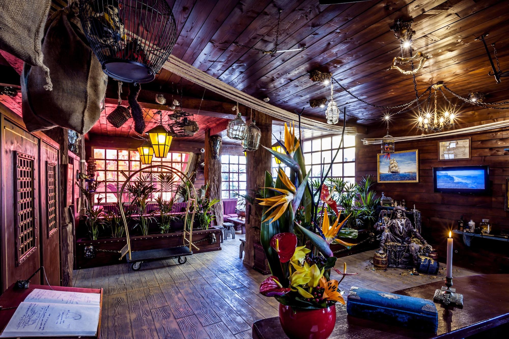 Vista Lobby Hôtel Cap Pirate