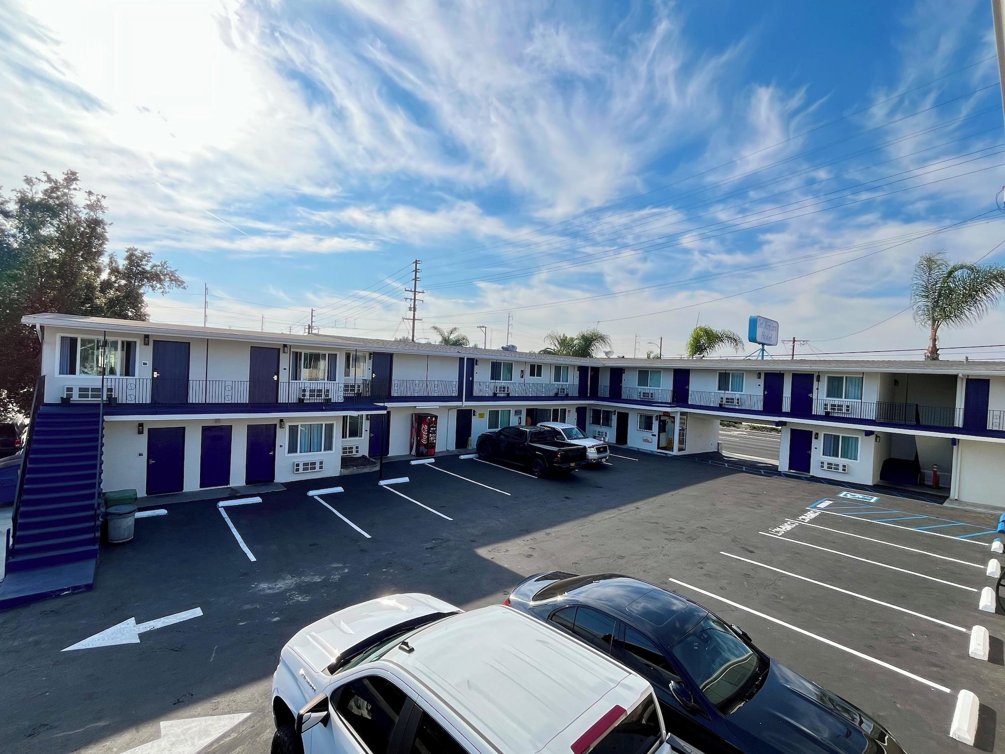 Vista Exterior Del Aire Inn