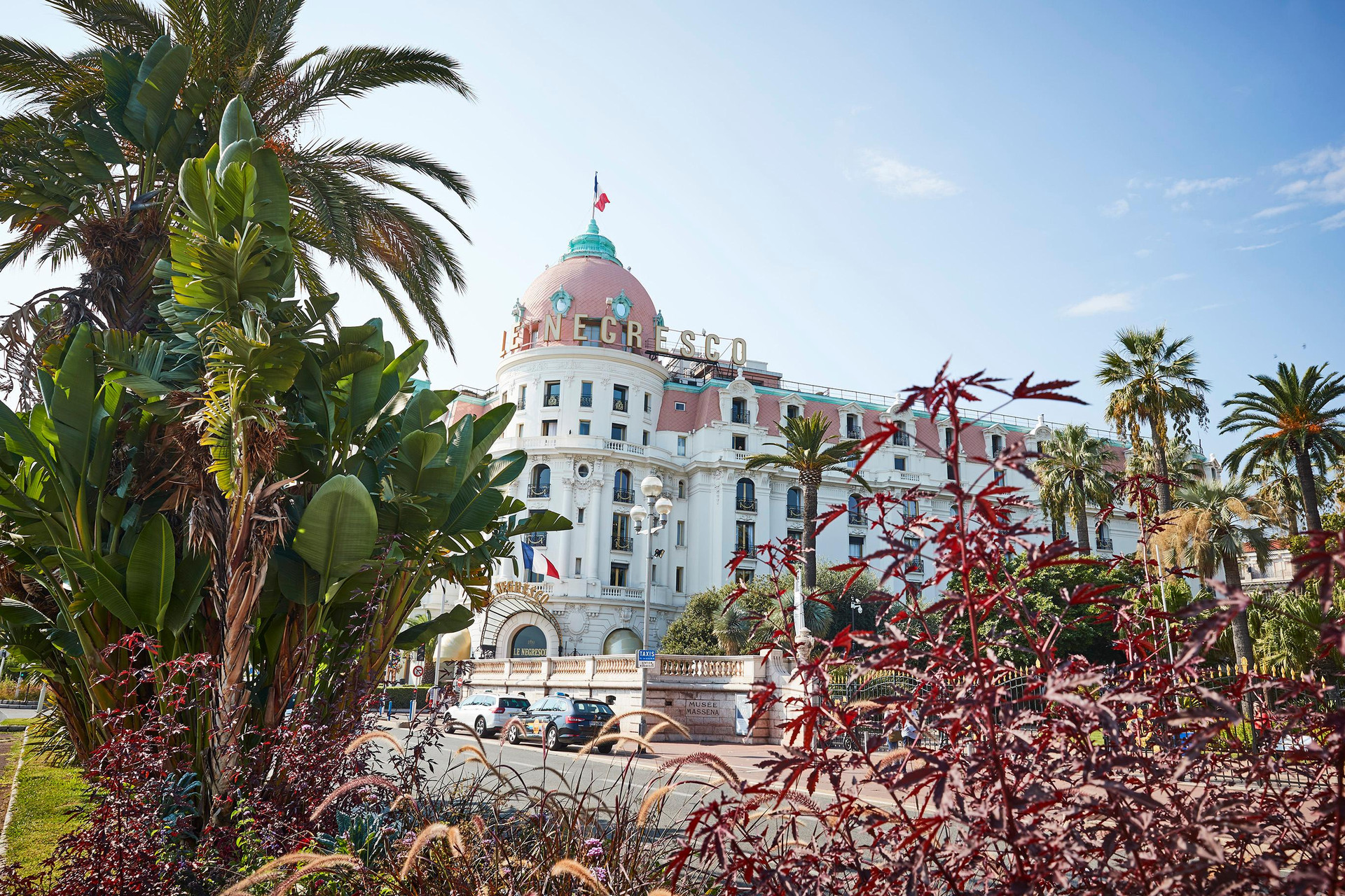 Vista Exterior Hotel Le Negresco