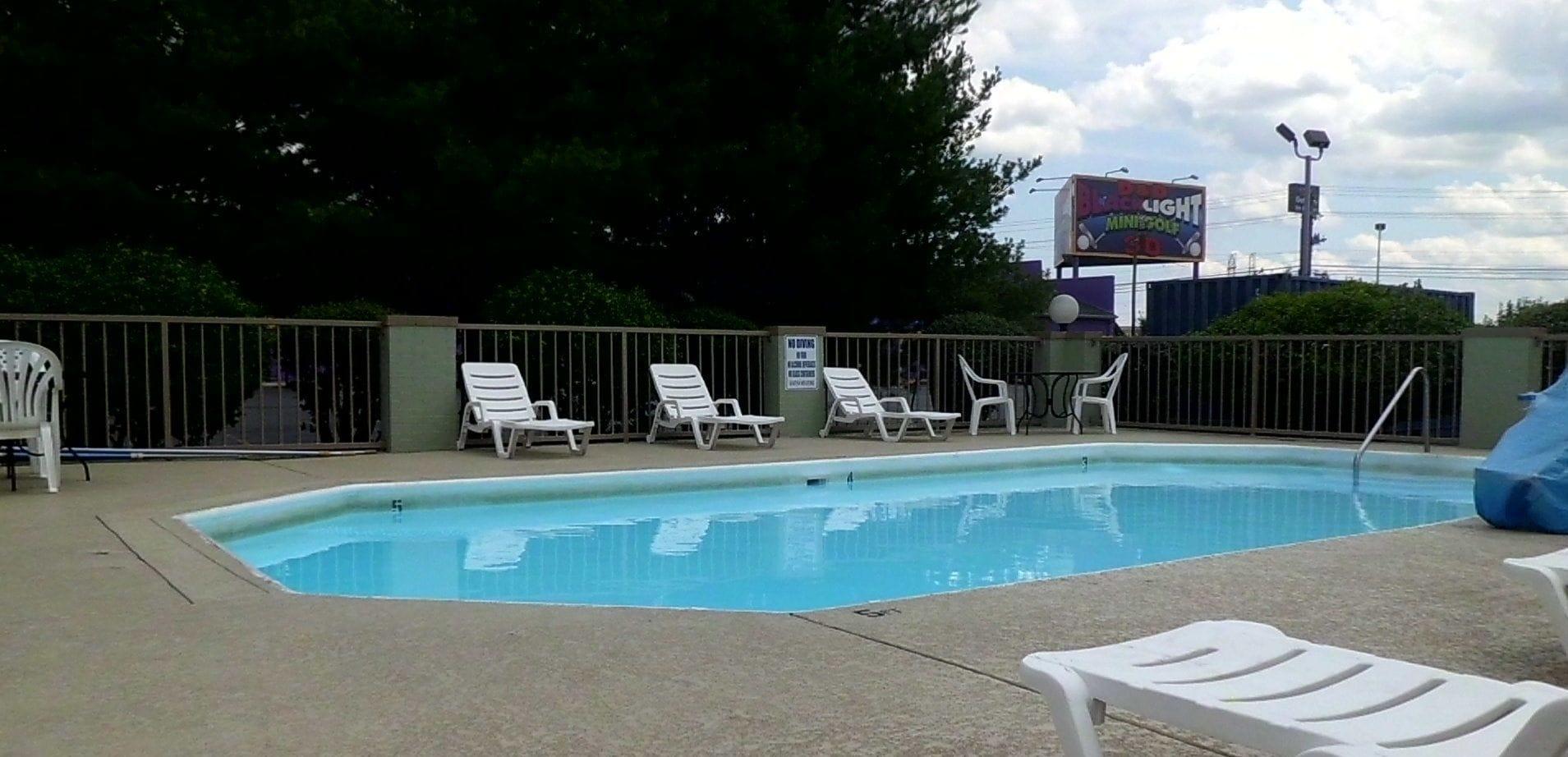 Campo de Golf Super 8 by Wyndham Clarksville Northeast
