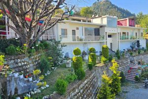 Alojamiento - Hotel Luxmi Vilas Inn