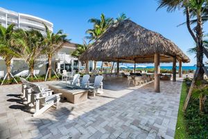 Alojamiento - Beachcomber Resort & Club