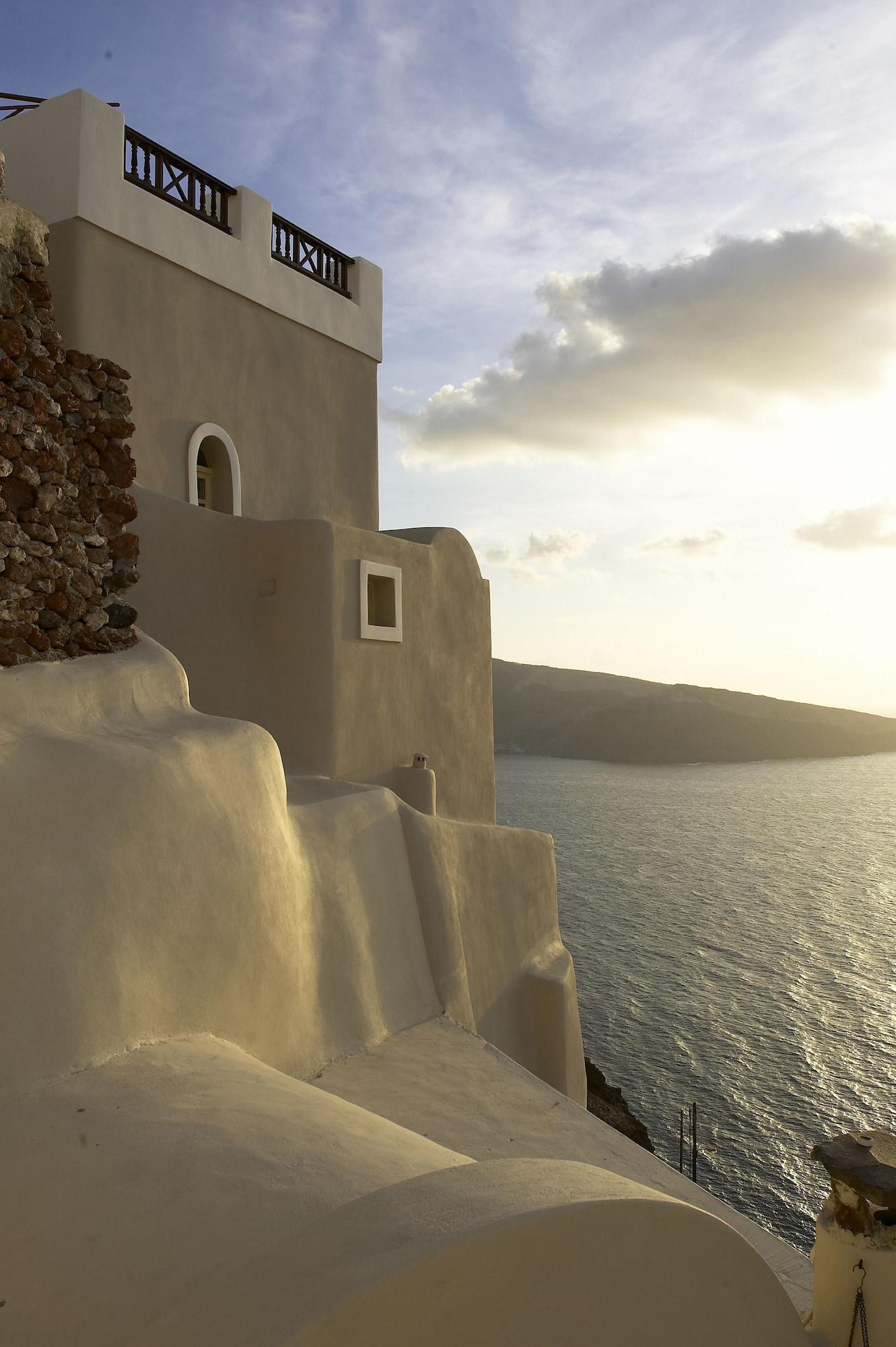 Vista Exterior Art Maisons Oia Castle