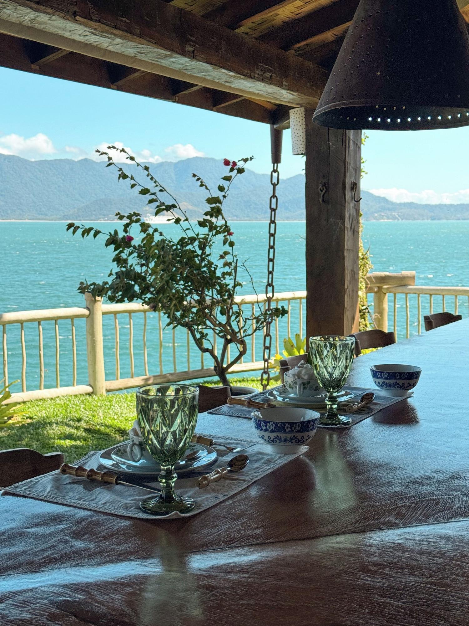 Restaurant VILATORO GUEST HOUSE