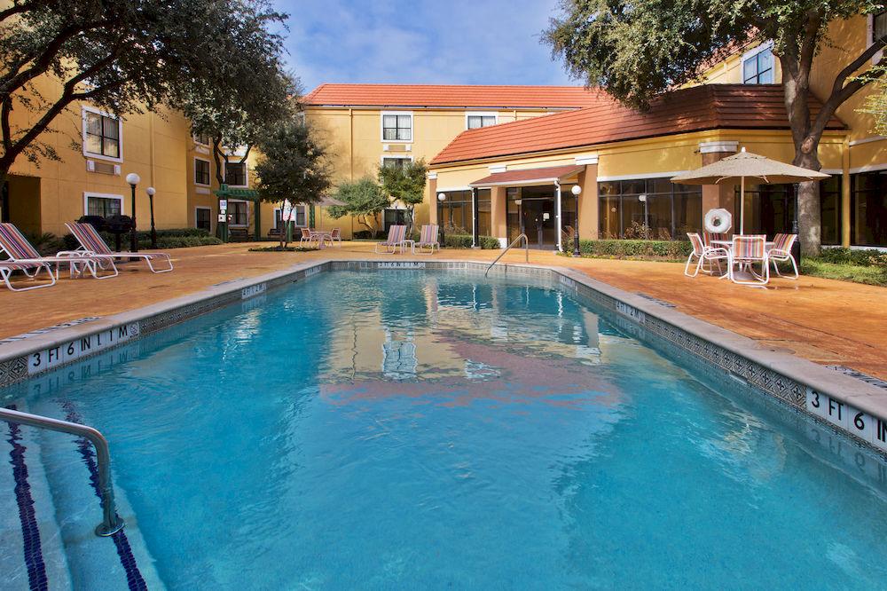 Vista Piscina Holiday Inn Express & Suites Irving Dfw Airport North