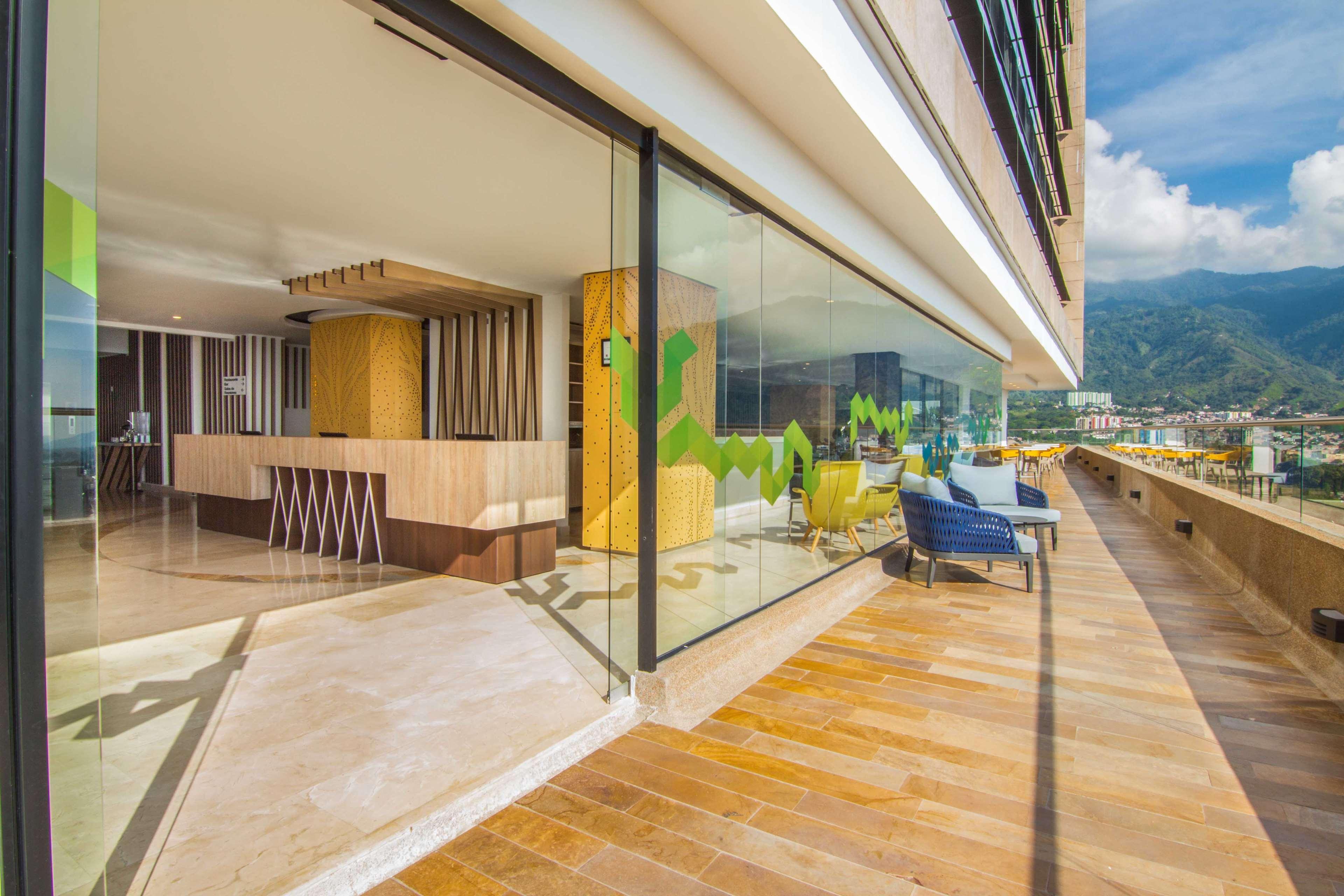 Vista Lobby Sonesta Hotel Ibague