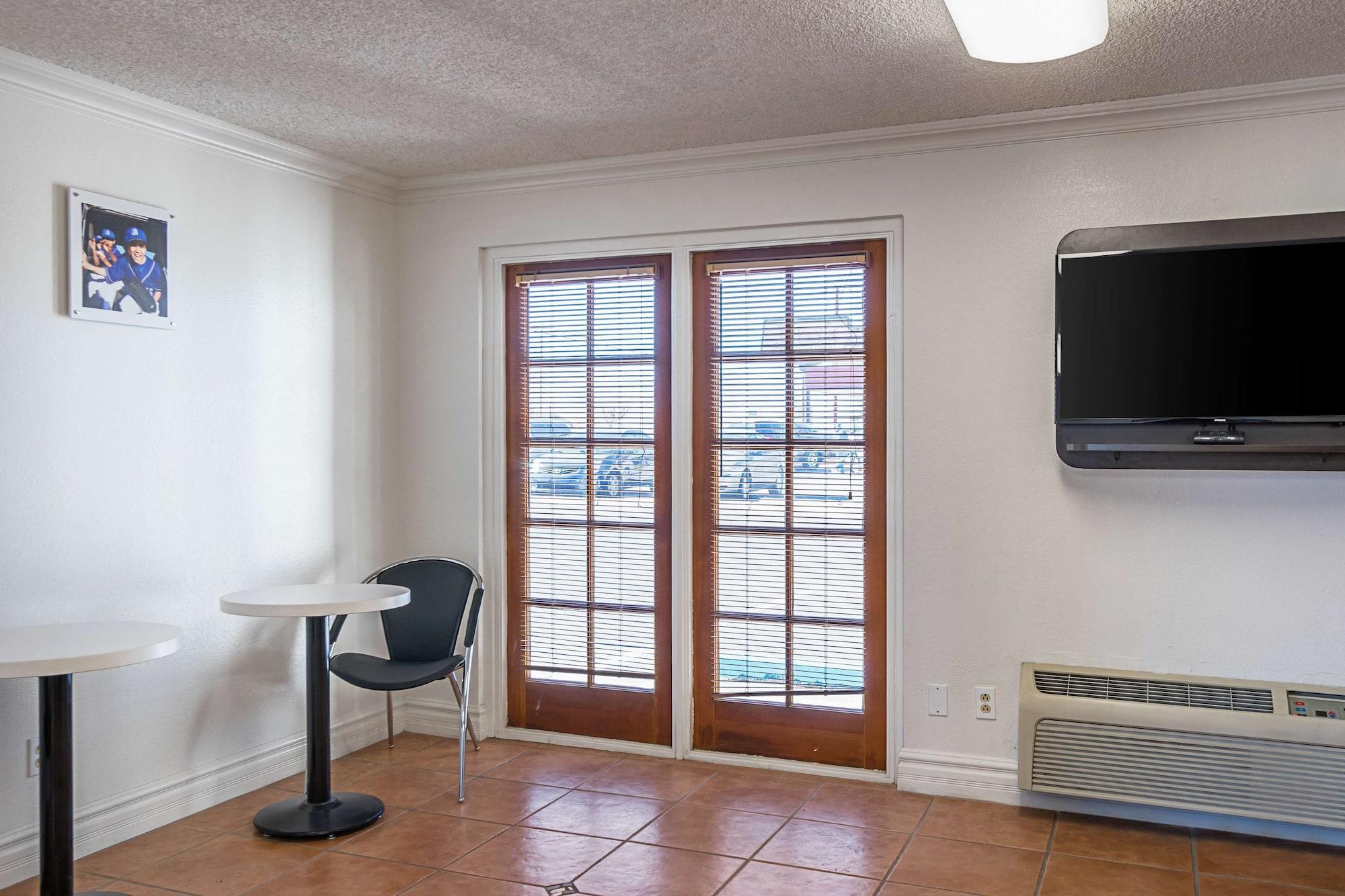 Restaurant Motel 6 Safford, AZ