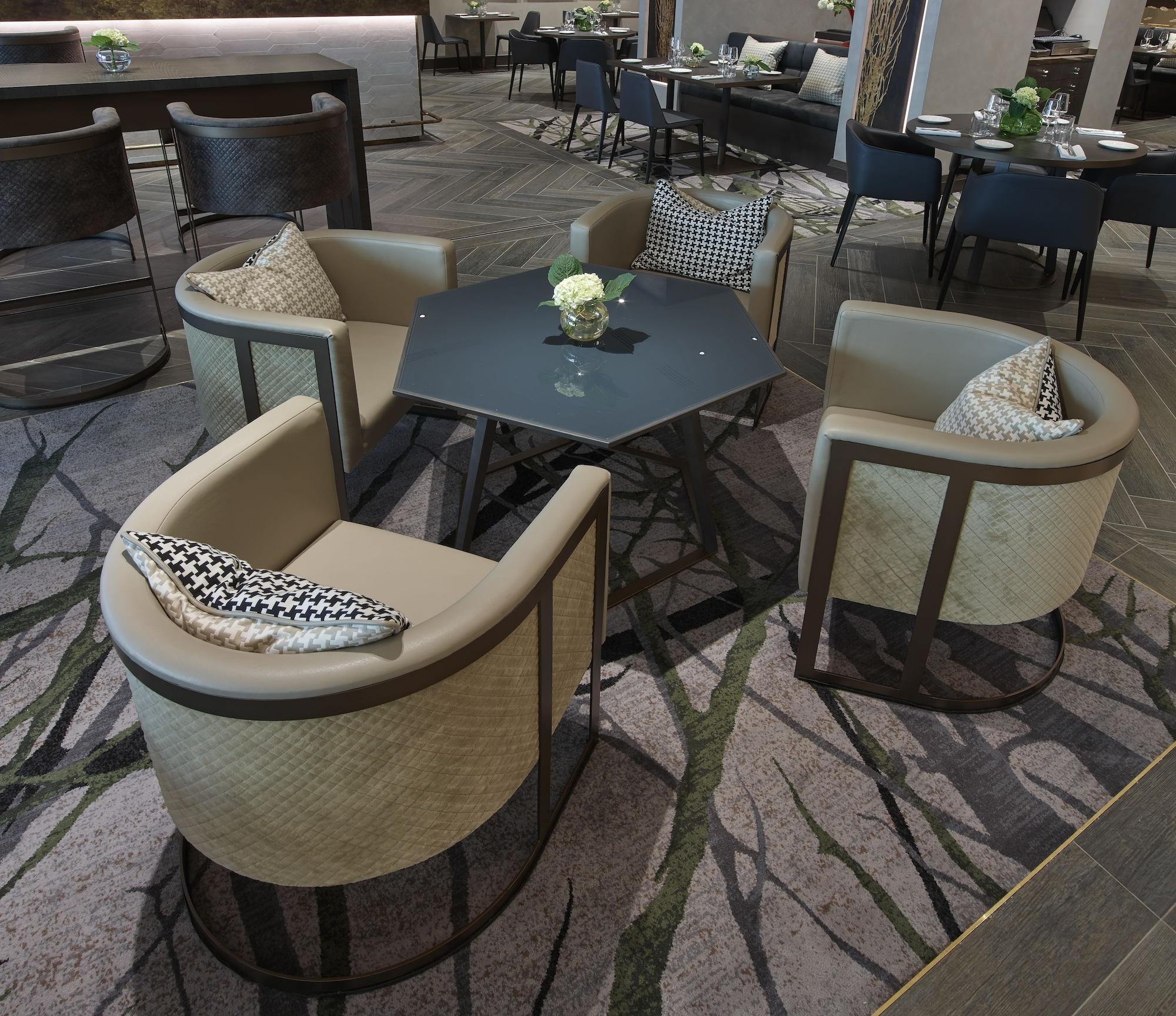 Bar/Salón Hilton Milan