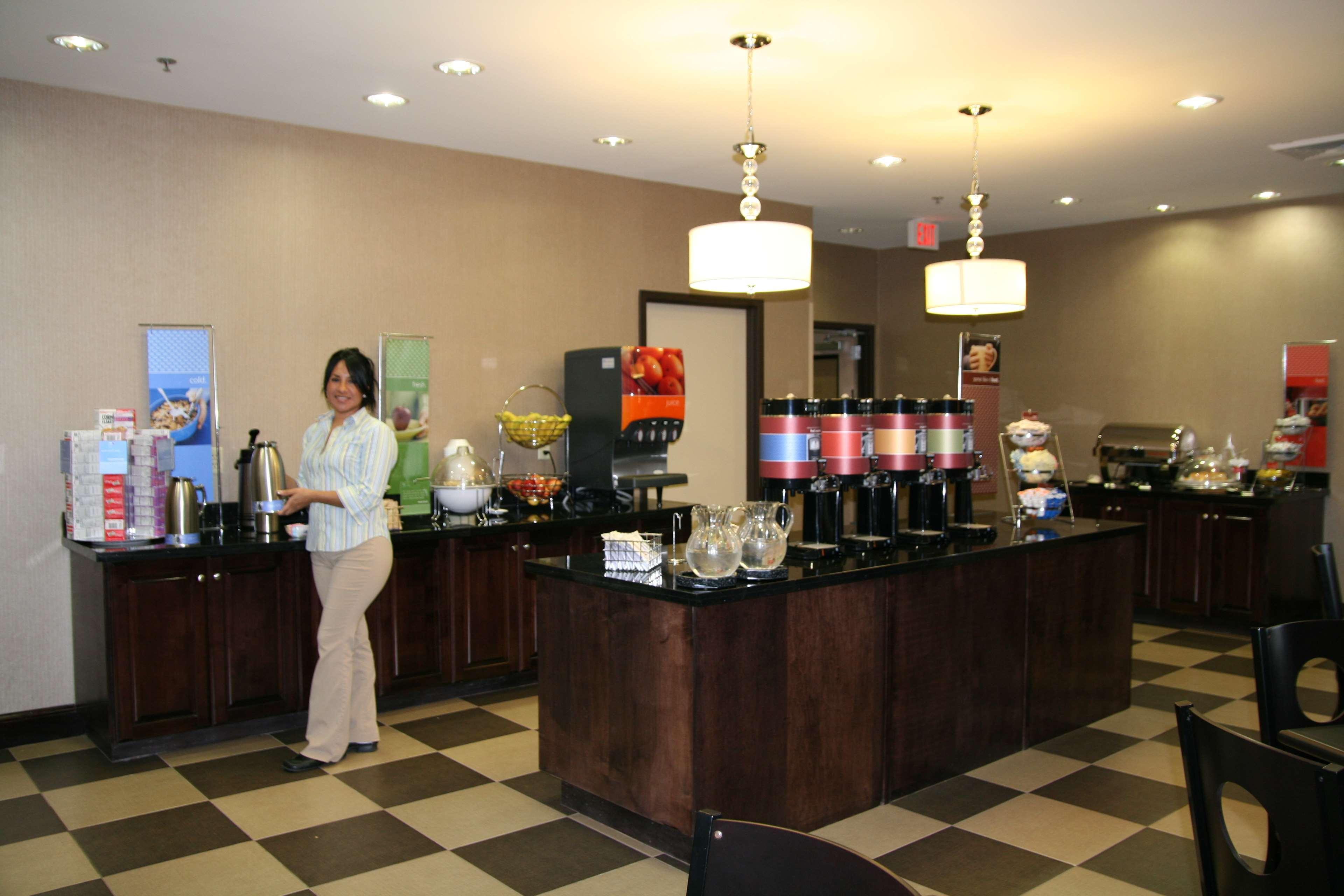 Restaurant Hampton Inn Olathe