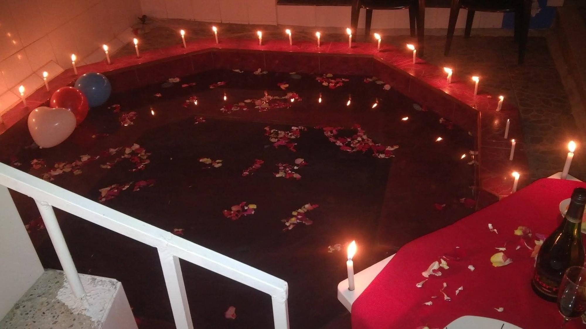 Equipamiento de Habitación Hostal y Complejo Turistico La Rueda