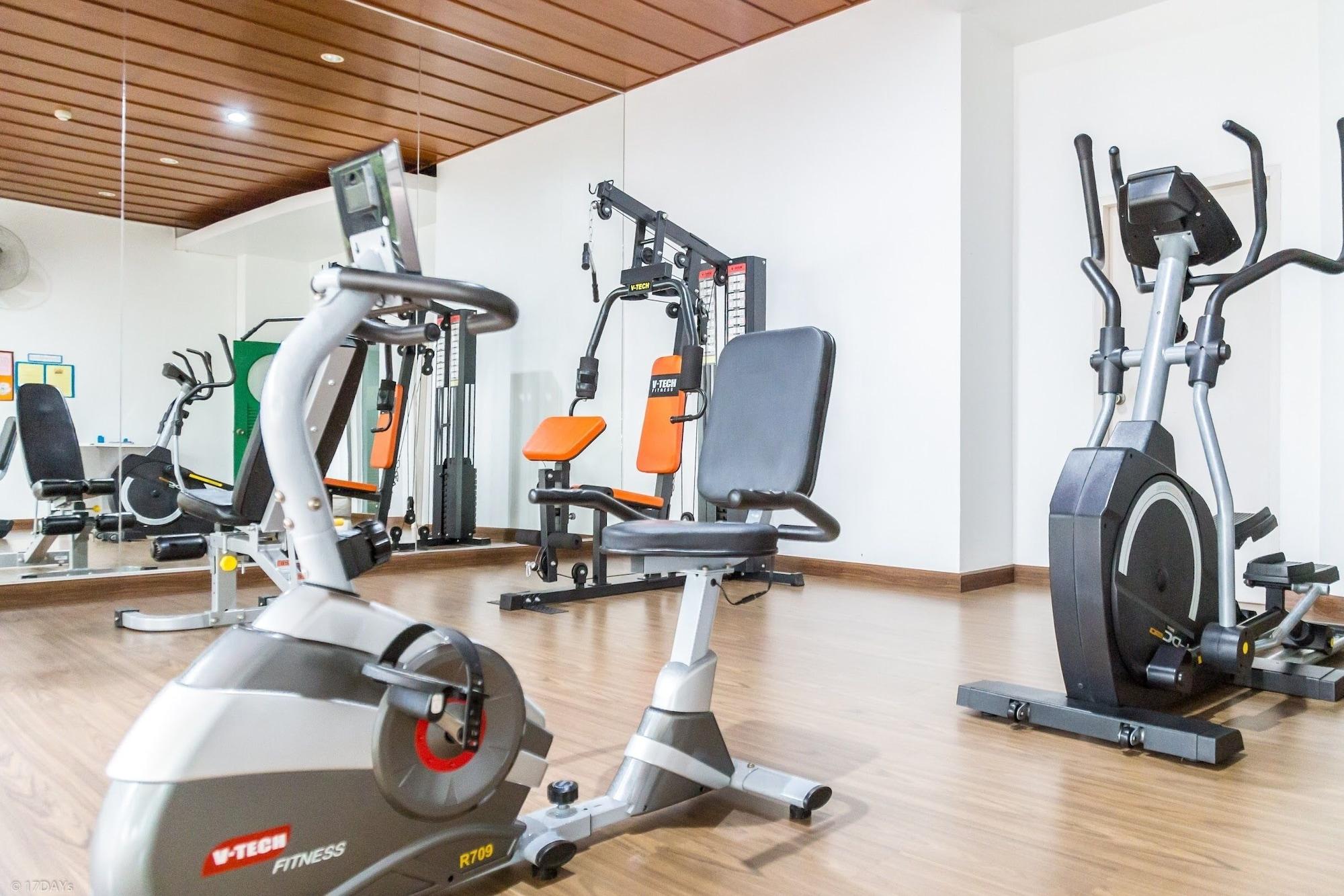 Gimnasio Sandy Beach Condo 17D