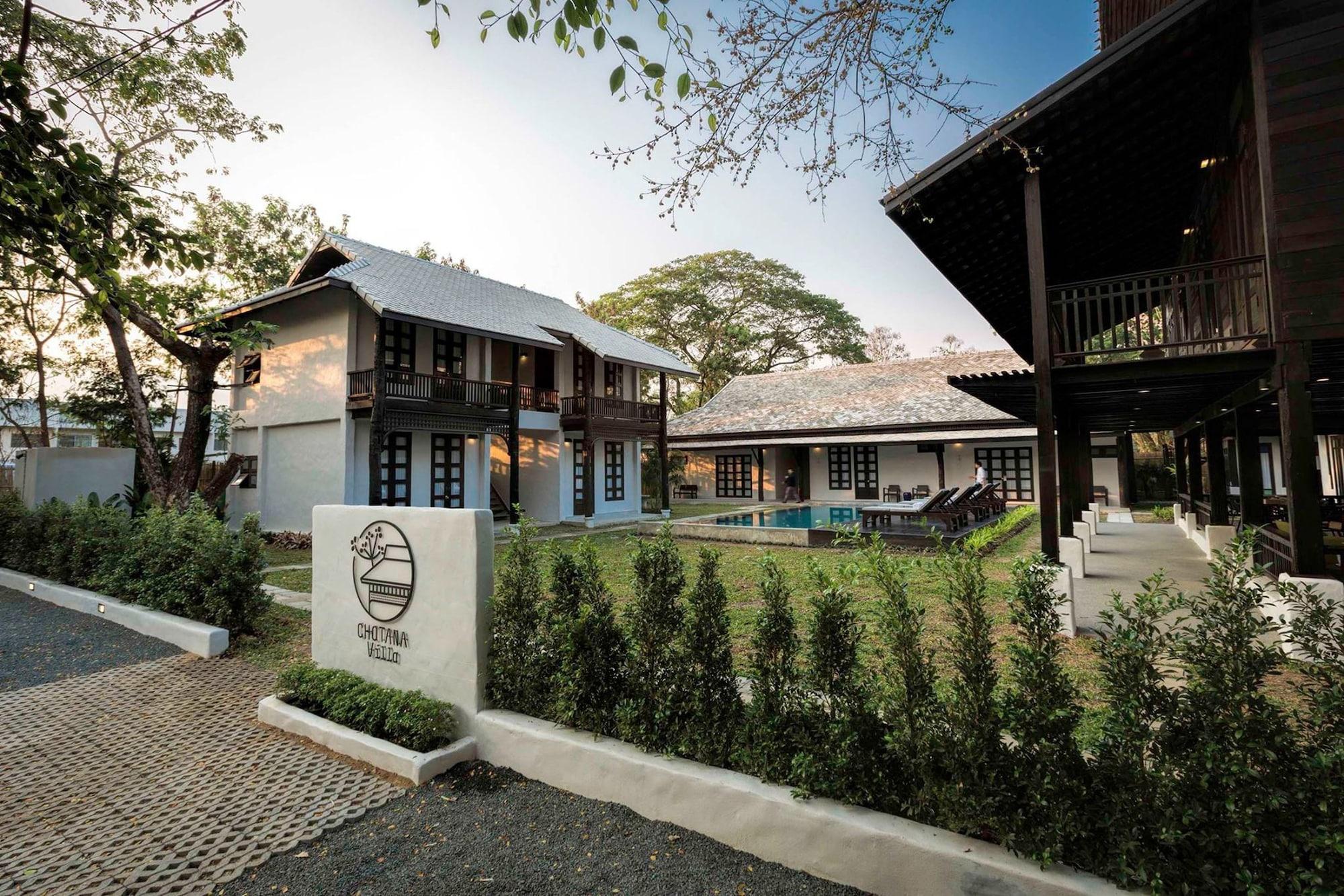Vista Exterior Chotana Villa