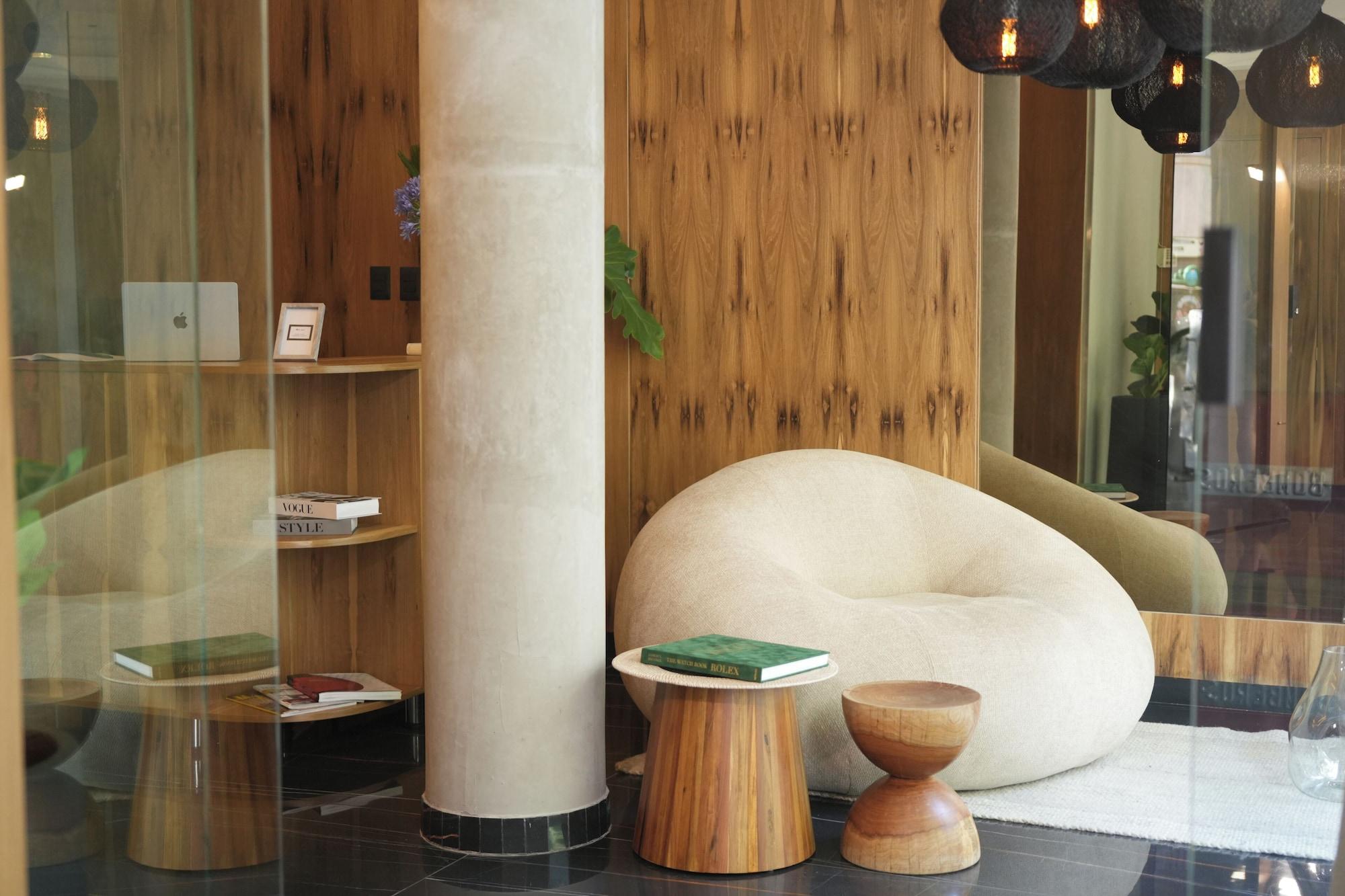 Varios Aira Apart Hotel Boutique