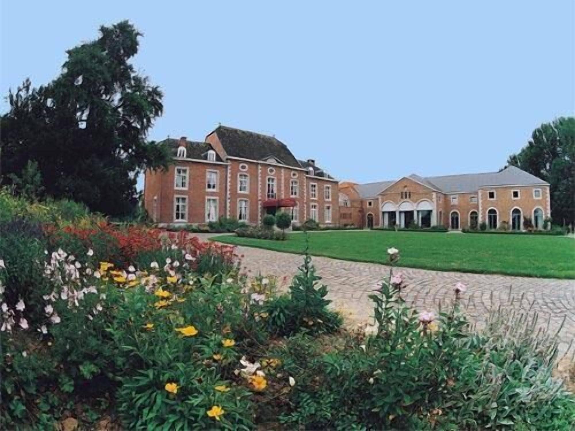 Vista Exterior Le Château de Limont