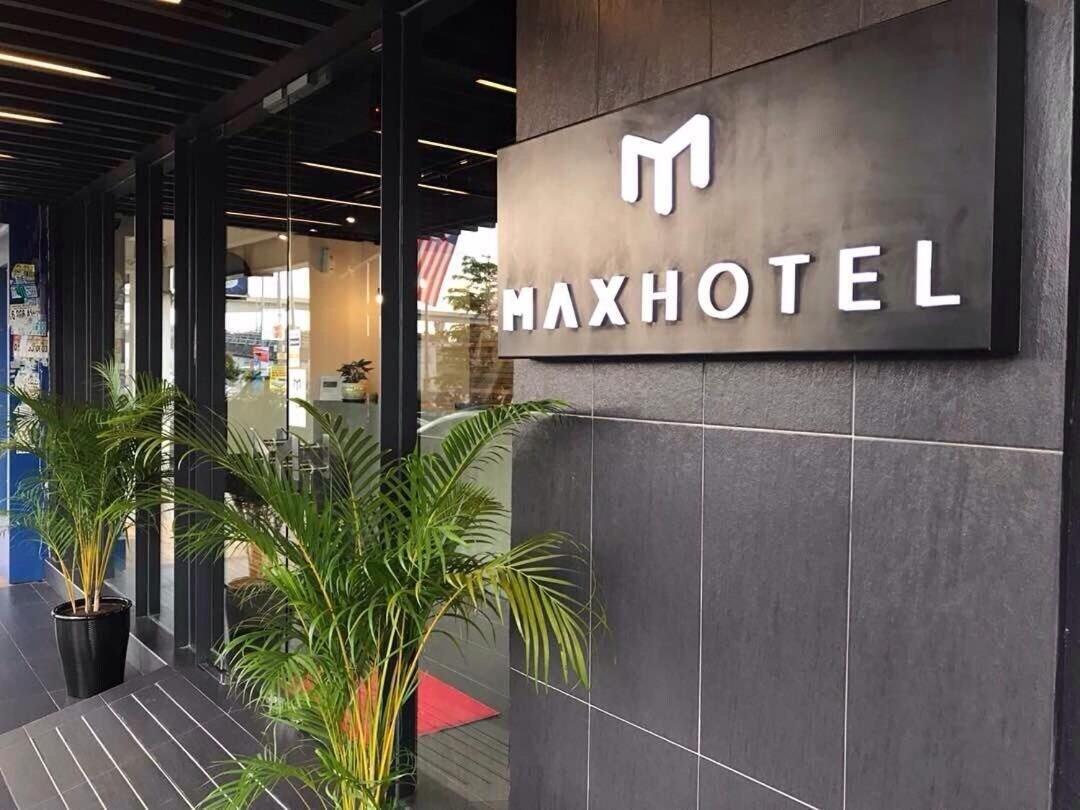 Vista Exterior Max Hotel Subang Jaya