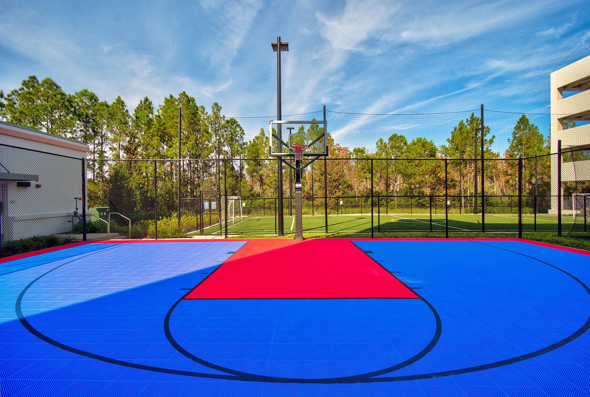 Instalaciones Recreativas Fairfield by Marriott Inn & Suites Orlando at FLAMINGO CROSSINGS(r) Town Center