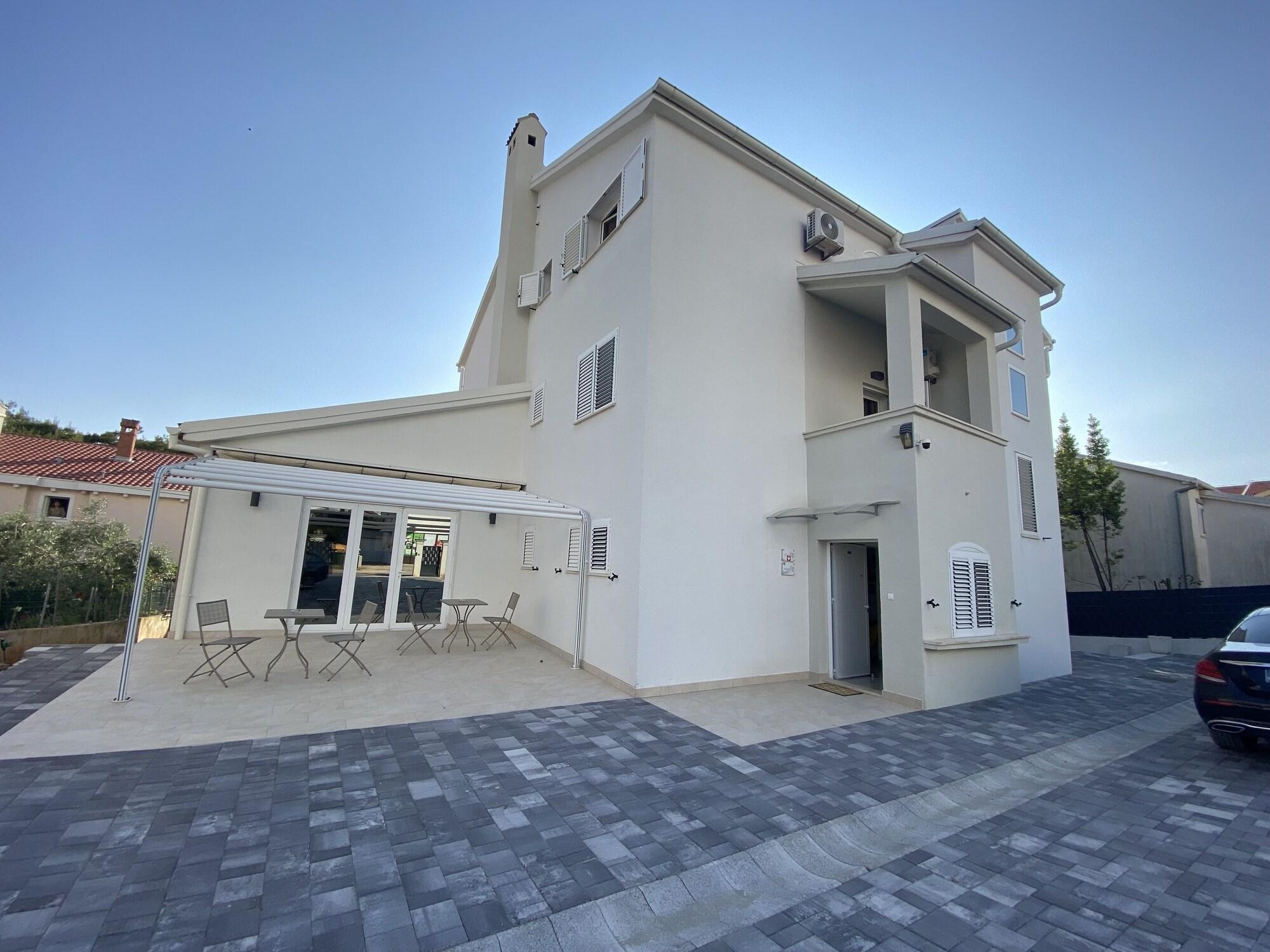 Vista Exterior Apartments & Rooms Petra