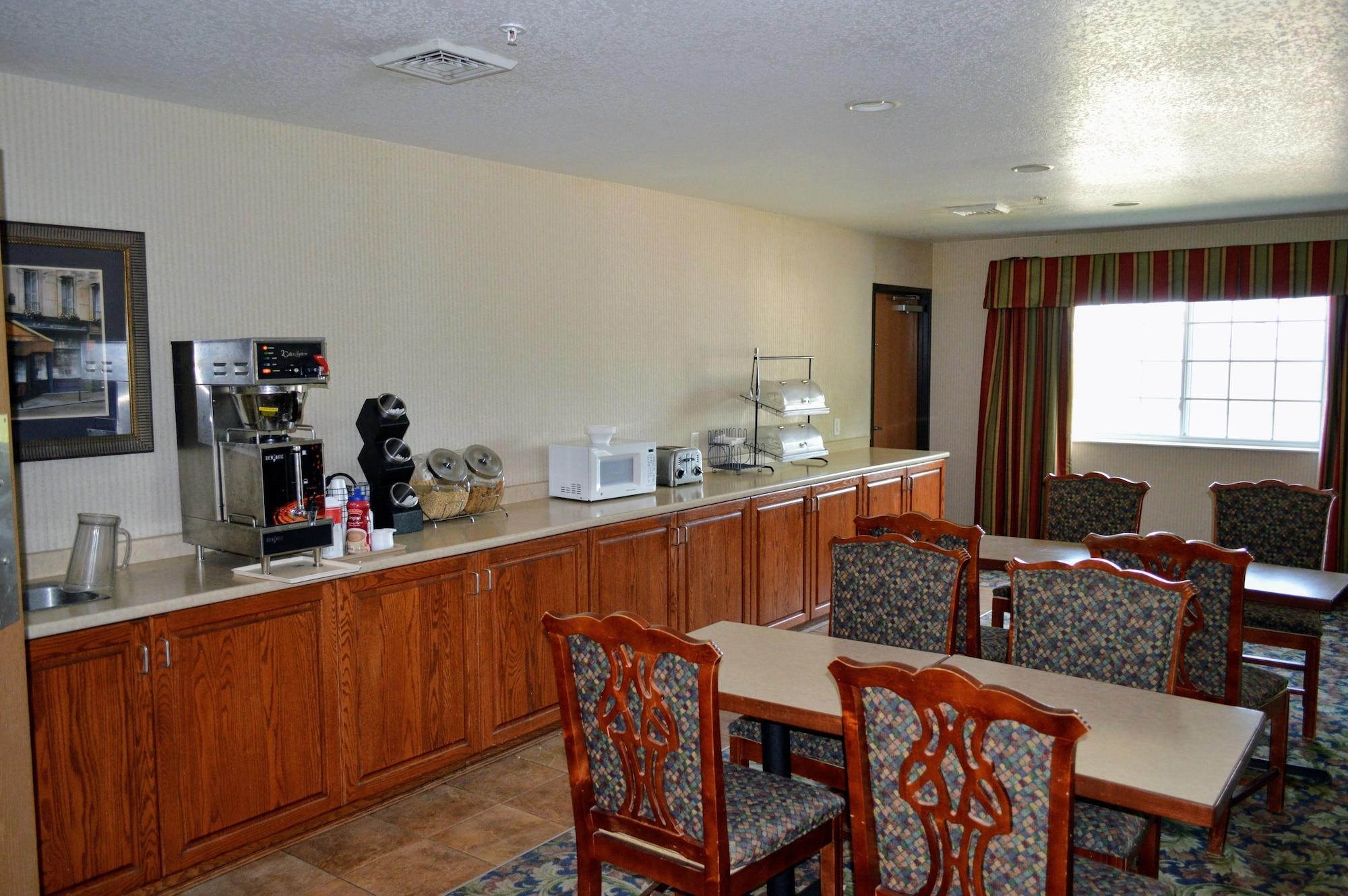 Bar/Salón Colfax Inn
