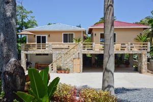 Alquiler Vacacional - Rock Point Villas Vacation Rentals