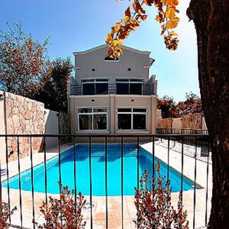 Vista Piscina Pilar Apart Hotel