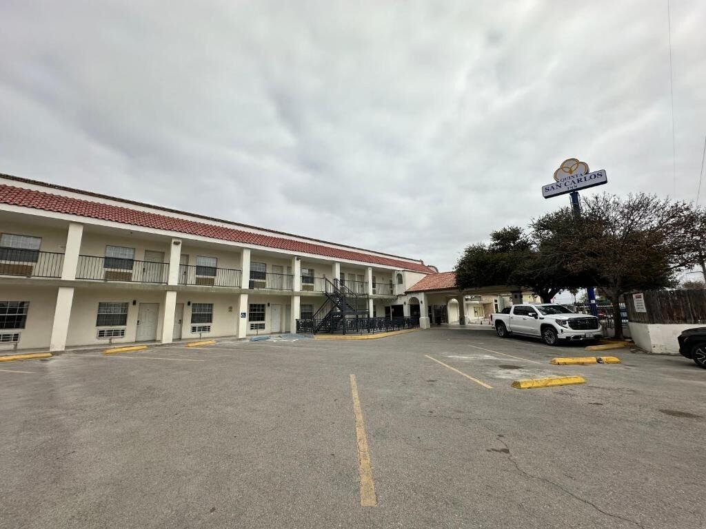 Vista Exterior QUINTA SAN CARLOS INN