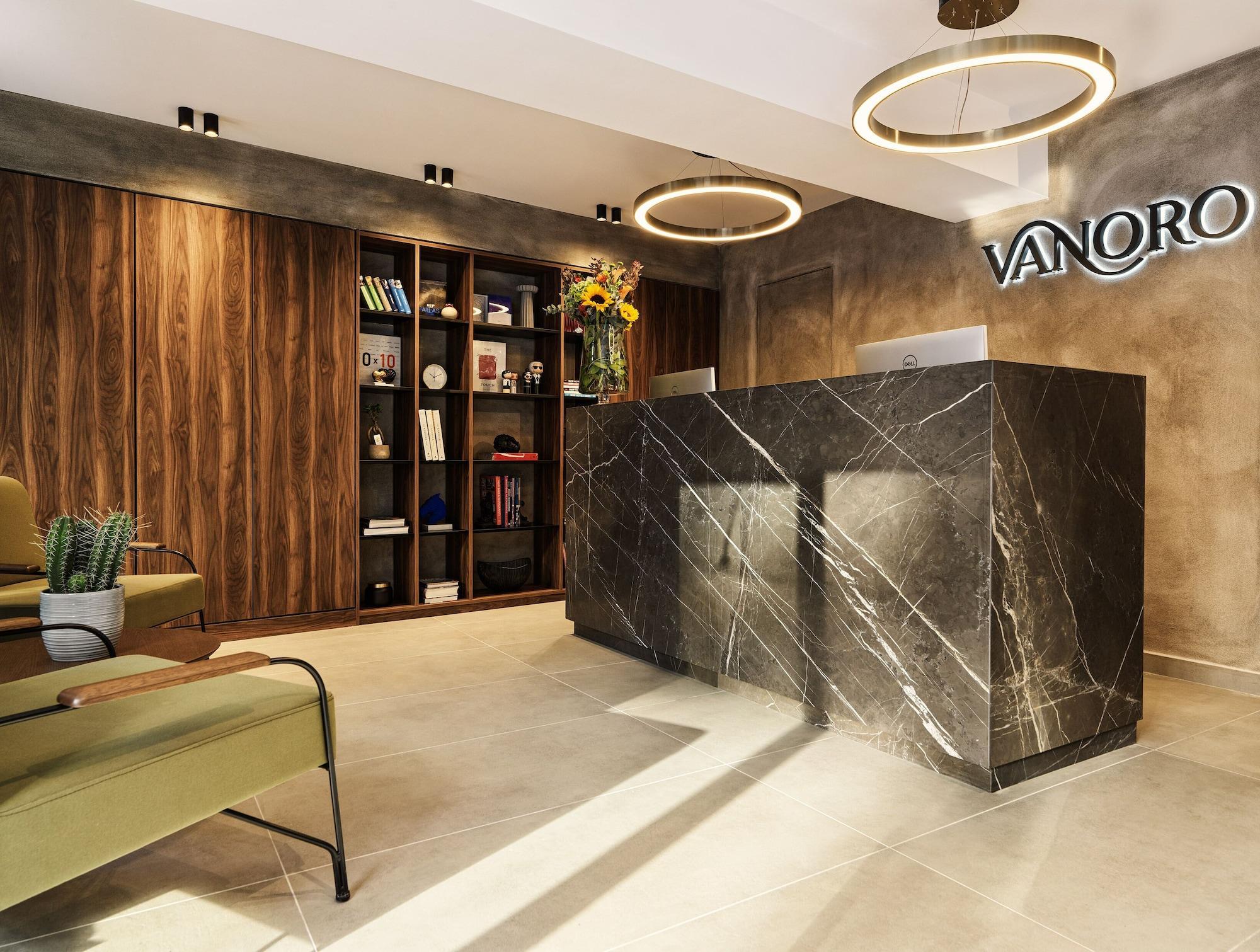 Vista Lobby Vanoro Hotel