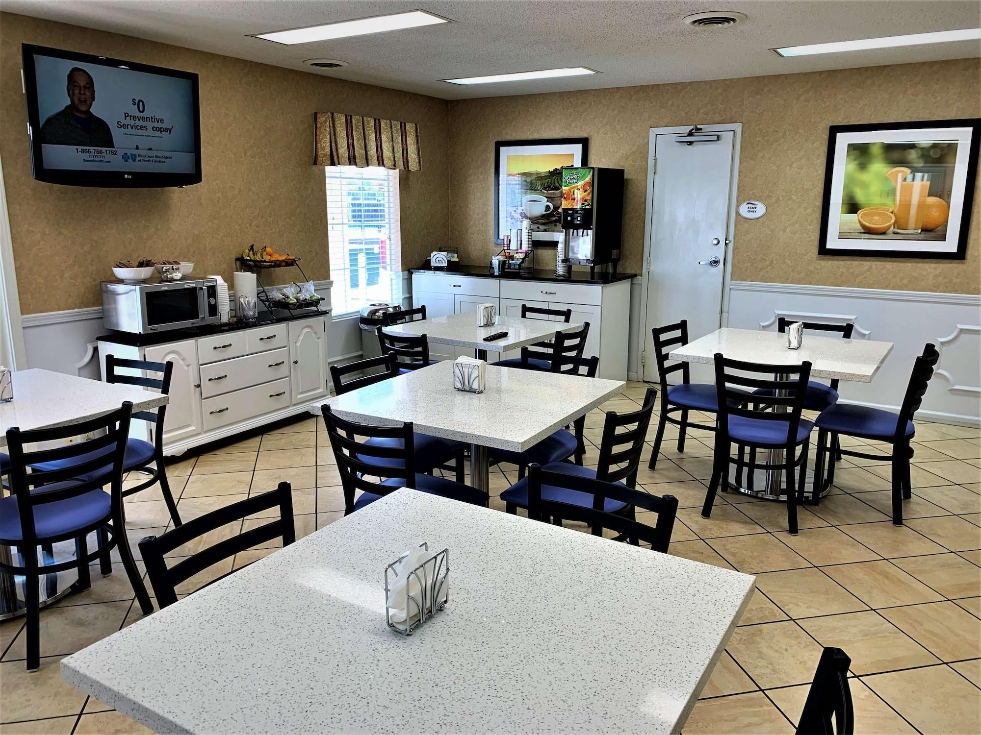 Restaurant Baymont by Wyndham Eden