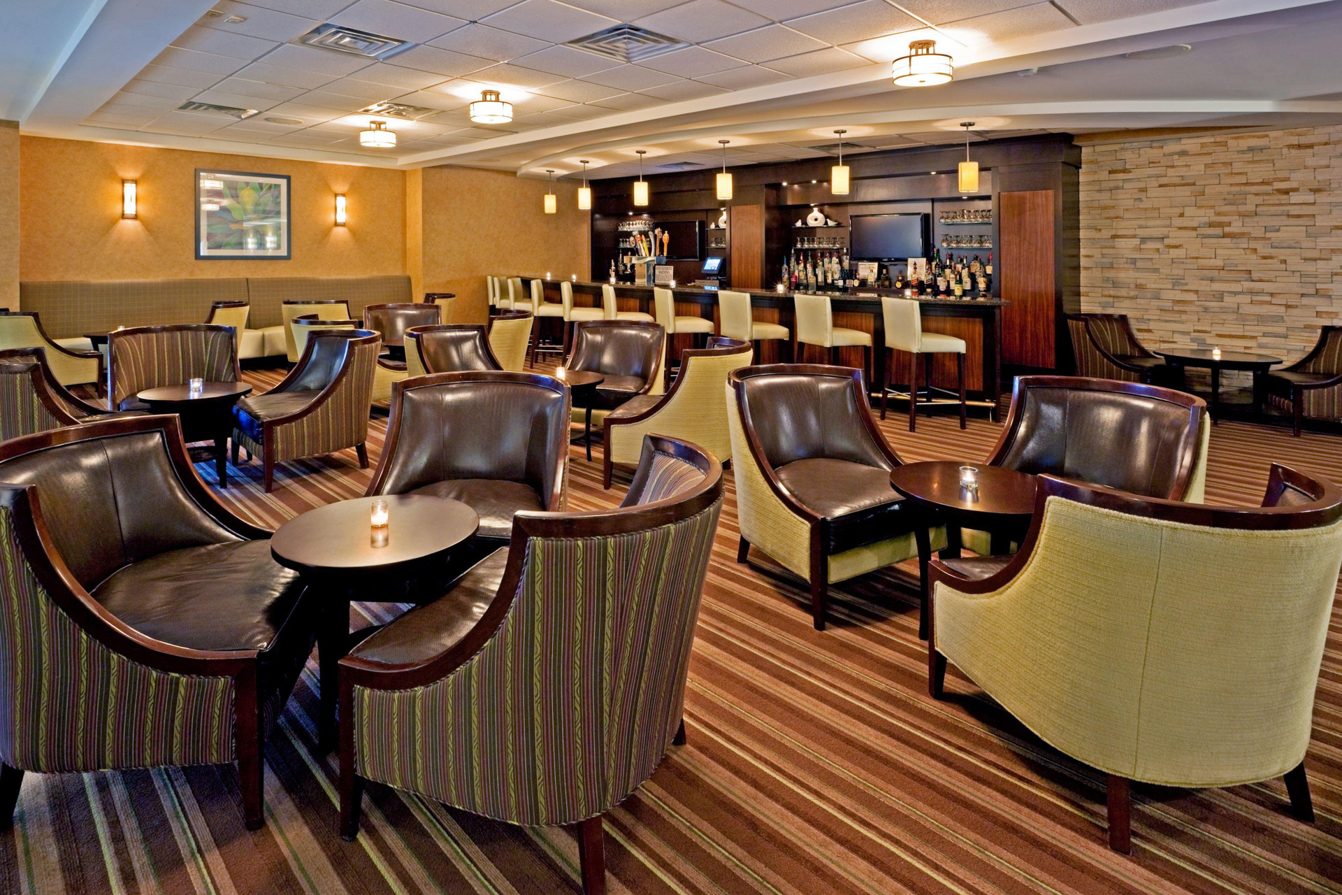 Bar/Salón Armoni Inn & Suites