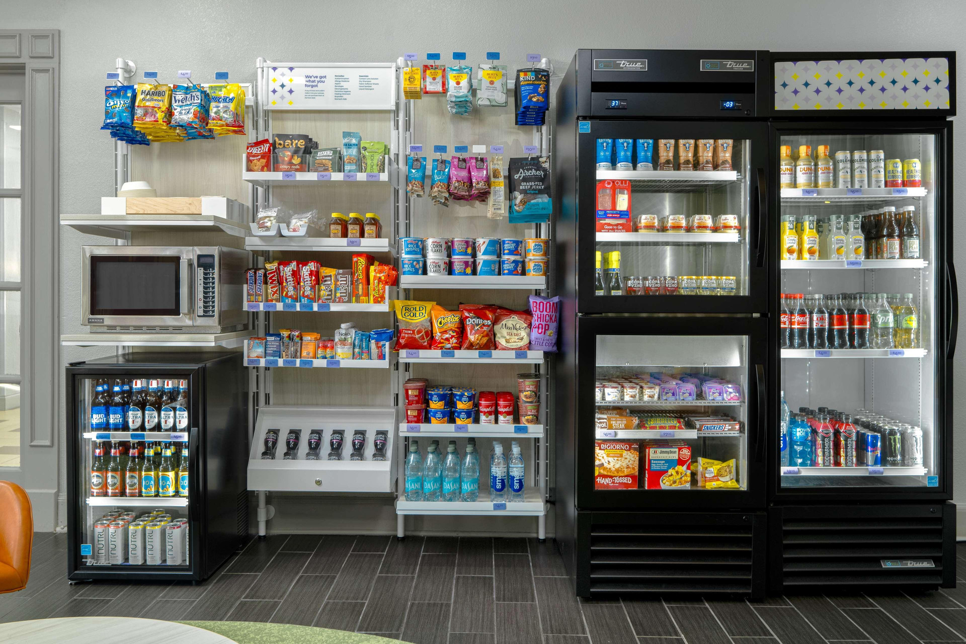 Bar/Salón Spark by Hilton Destin