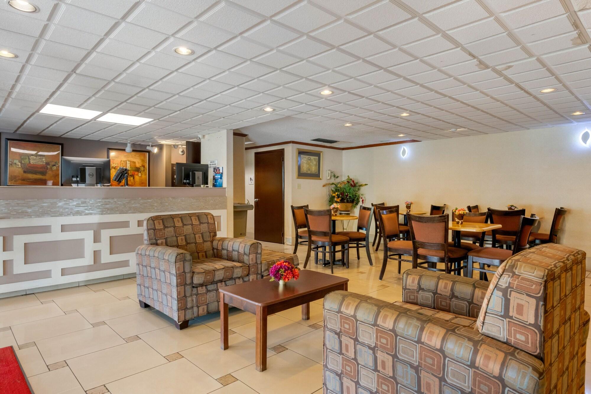 Vista Lobby SureStay by Best Western Jacksonville Airport