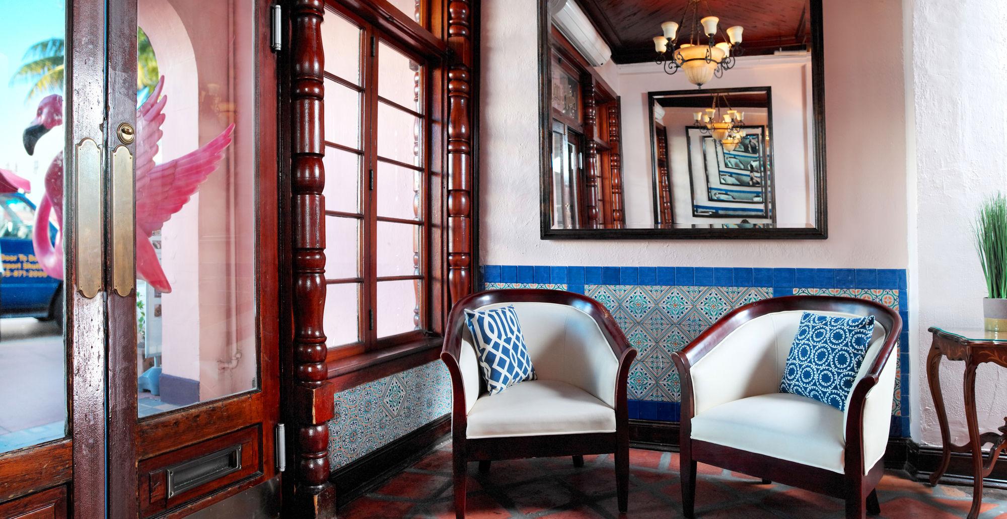 Vista Lobby The Clay Hotel