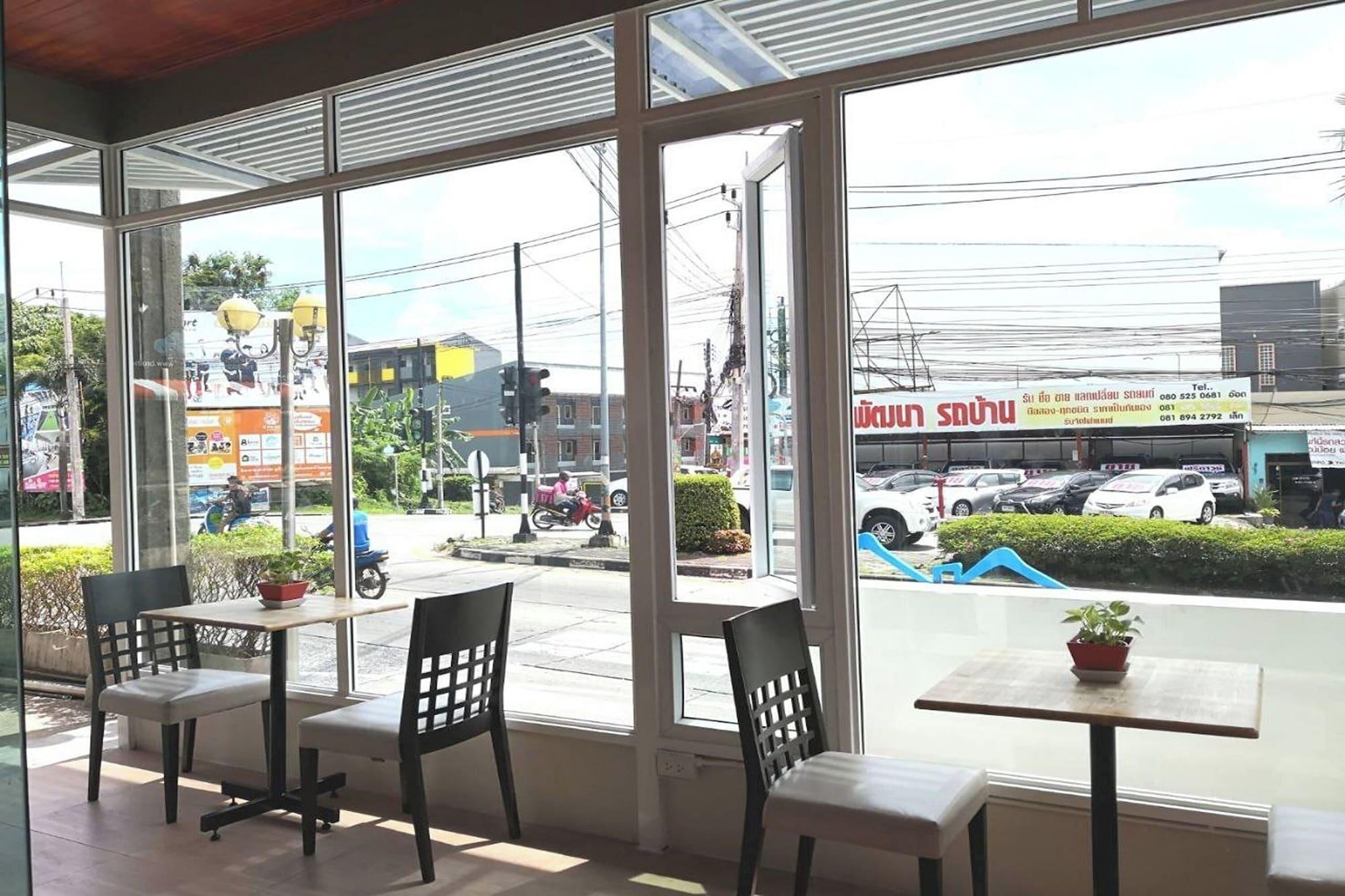 Restaurant Phupara Place