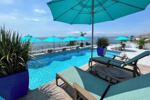 Alquiler Vacacional - Oceanfront Penthouse at La Palapa with unobstructed views of Banderas Bay