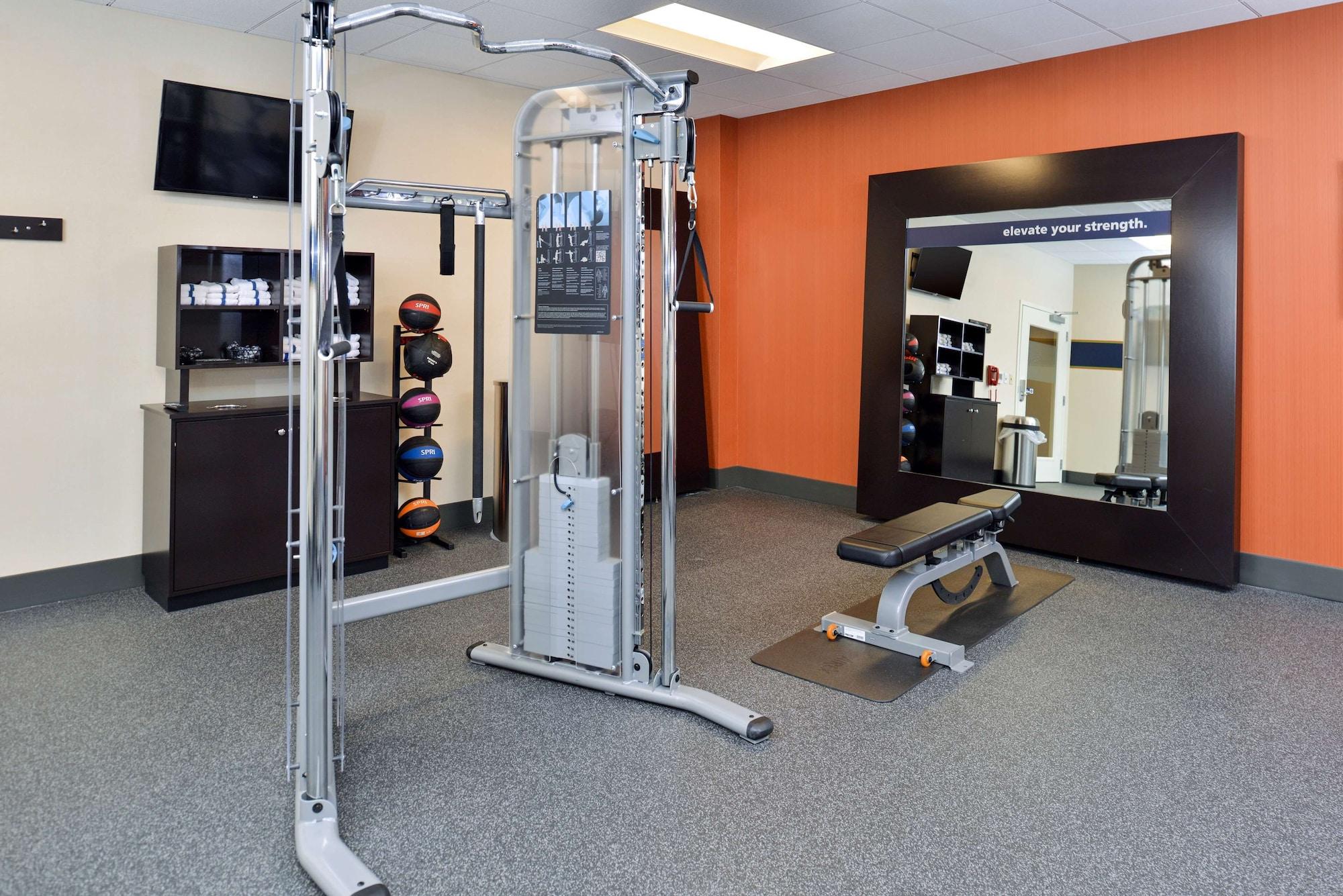 Gimnasio Hampton Inn & Suites California University-Pittsburgh