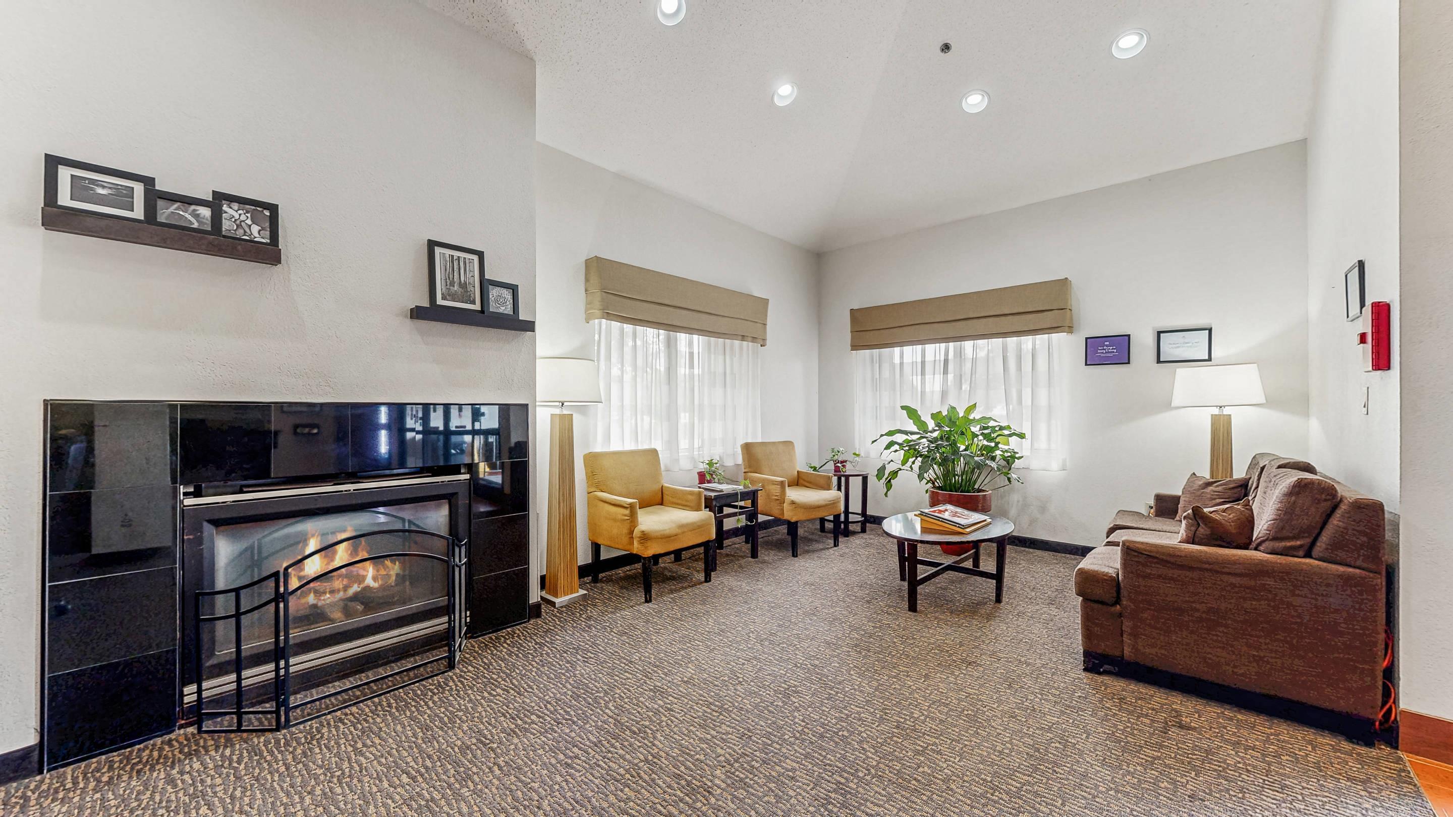 Vista Lobby Sleep Inn & Suites Buffalo Airport