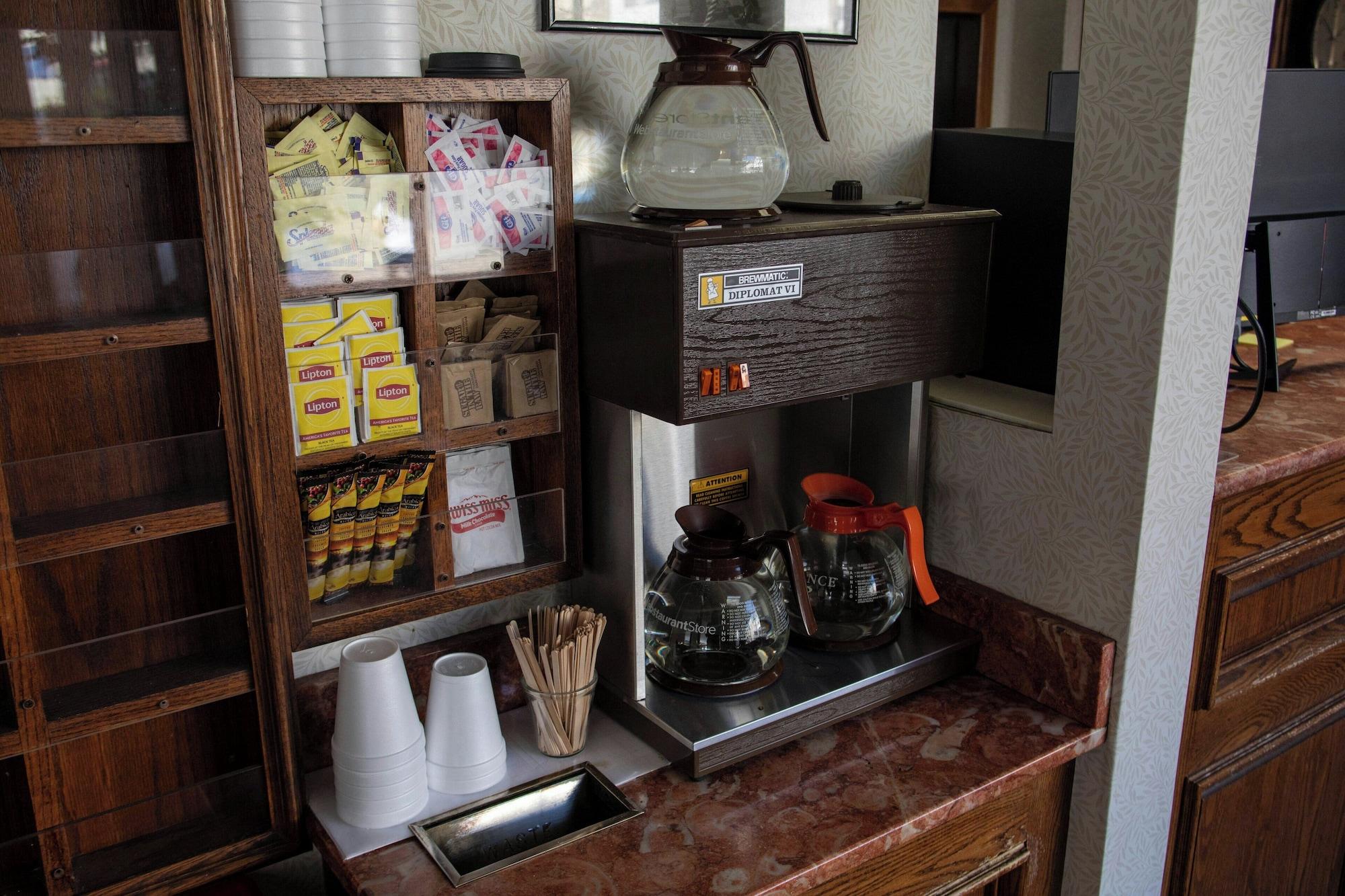 Bar/Salón Pacific Heights Inn