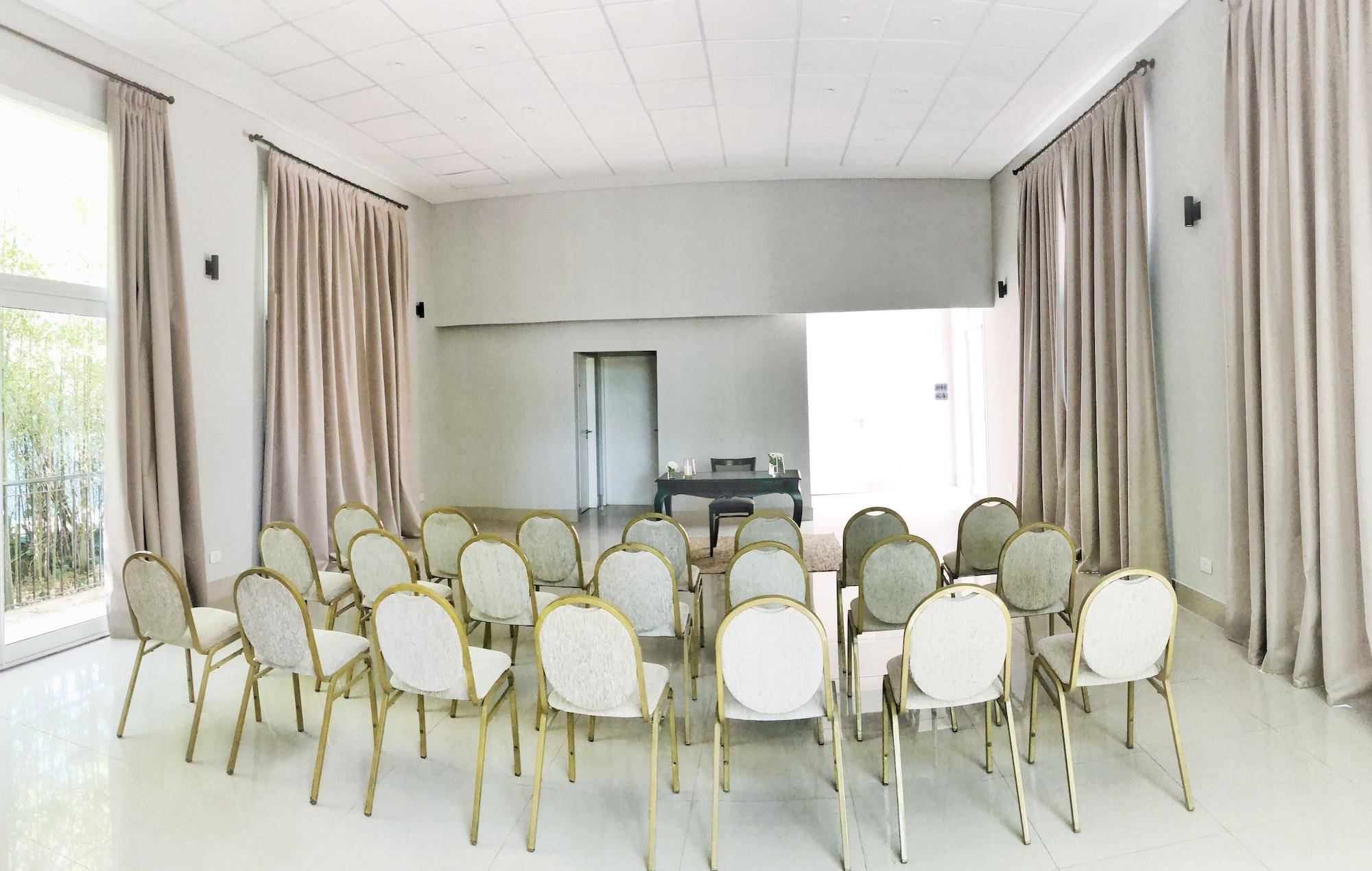 Sala de Reuniones Casa Villa Julia