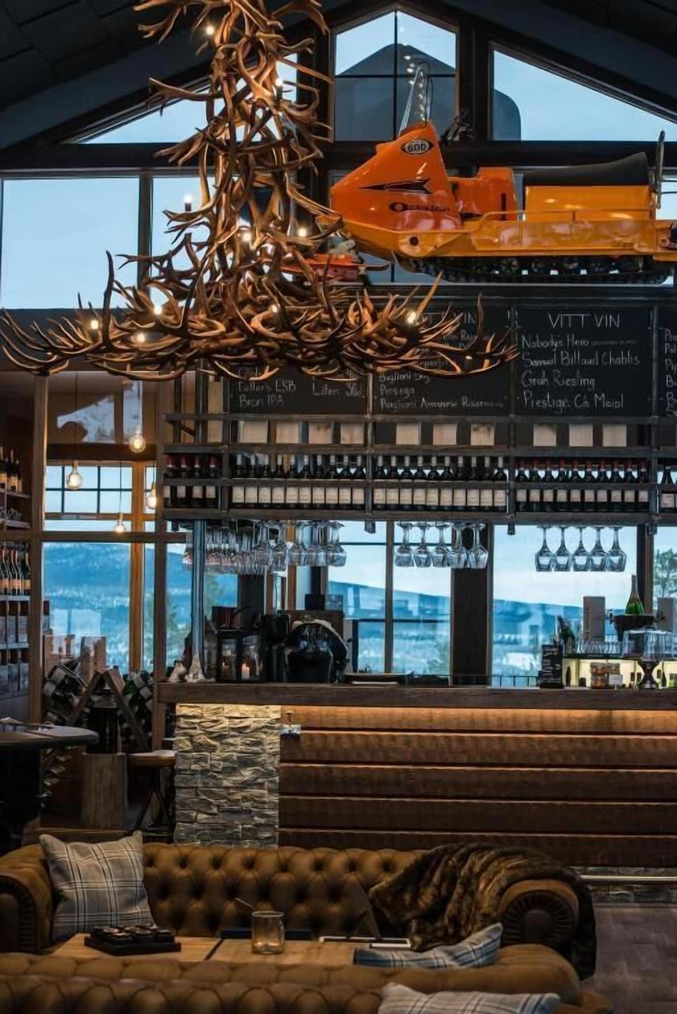Bar/Salón Mountain Lodge
