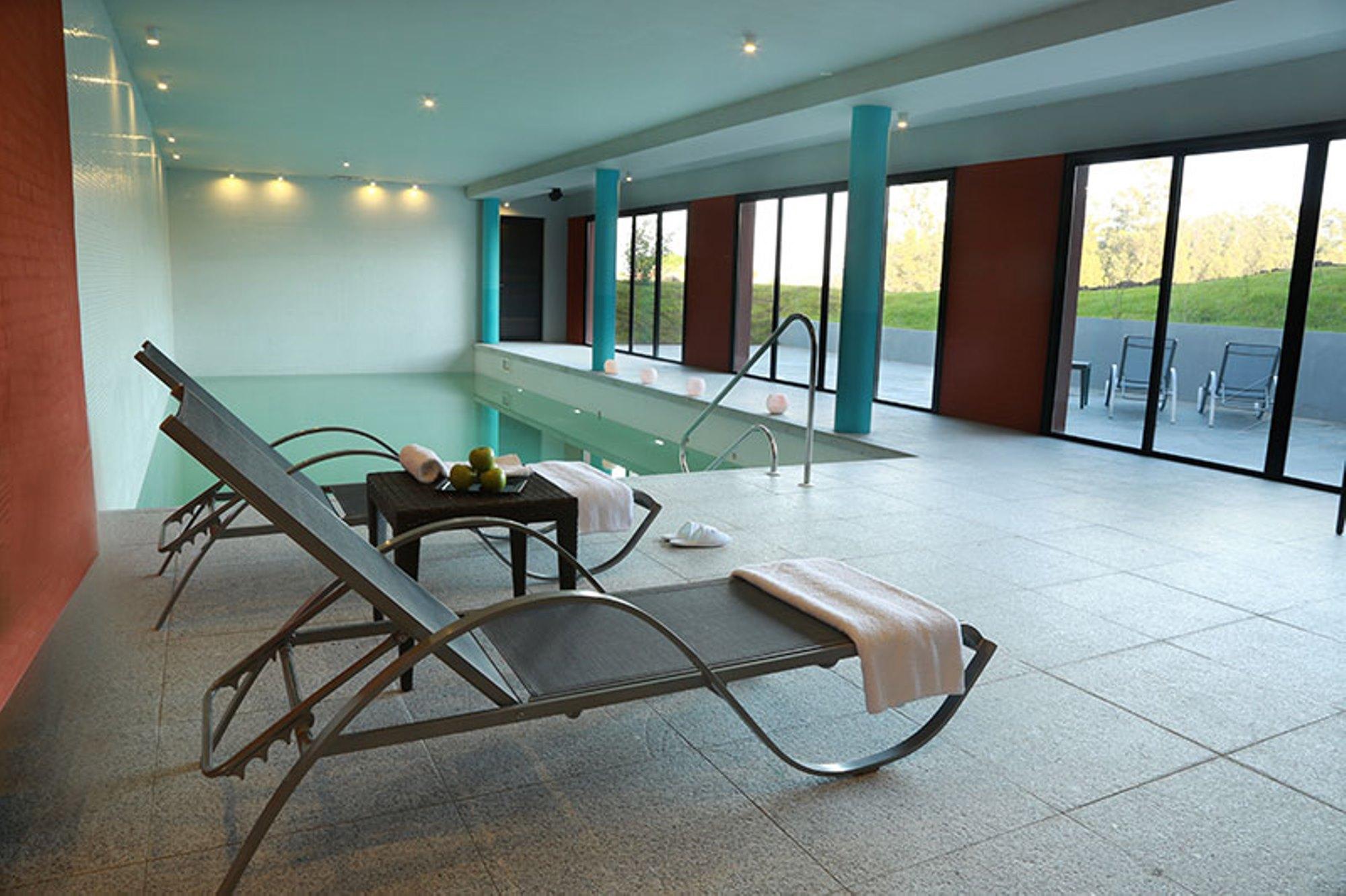 Vista Piscina Regency Park Hotel