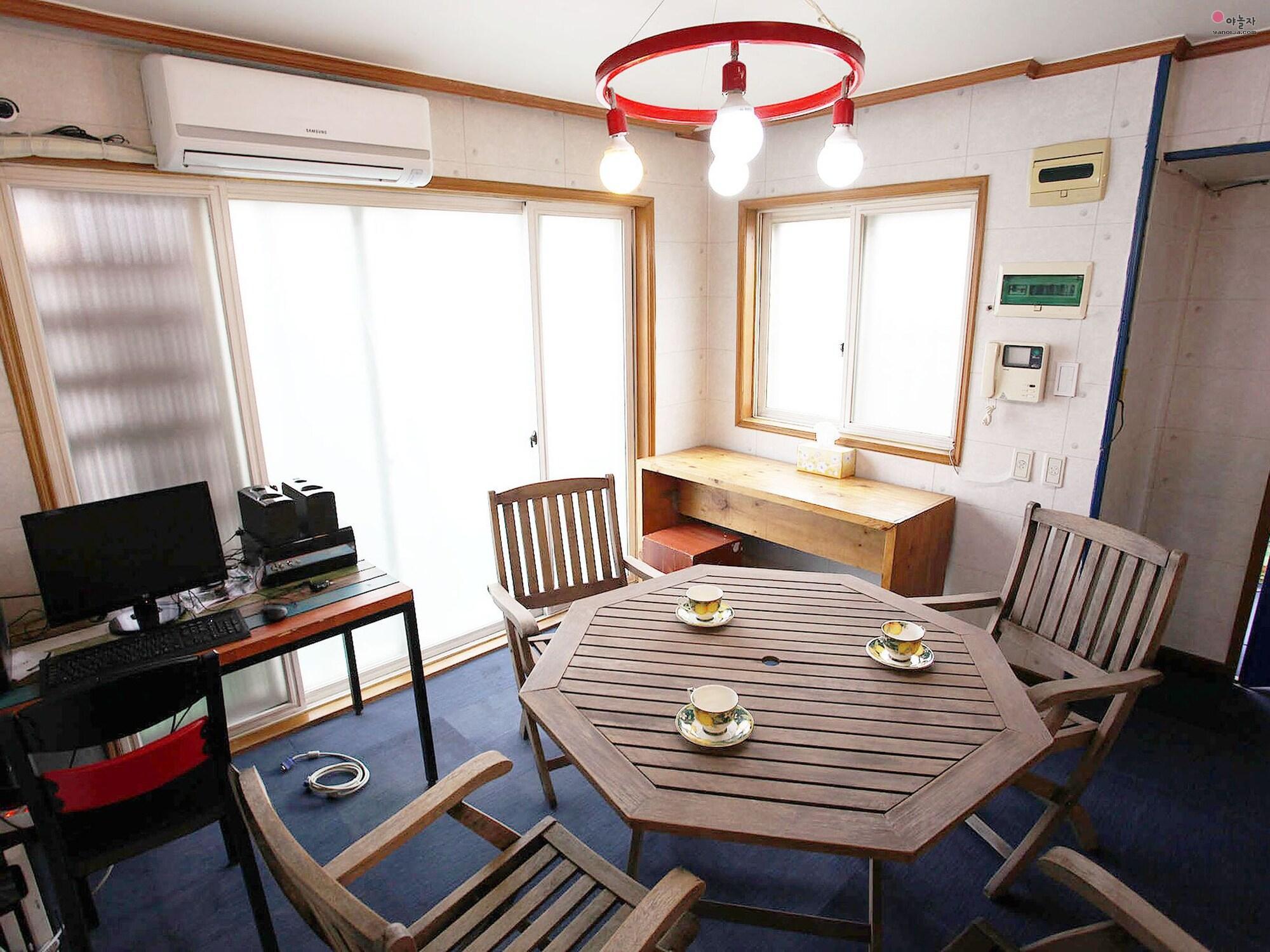 Instalaciones Recreativas W mini hotel - Hostel